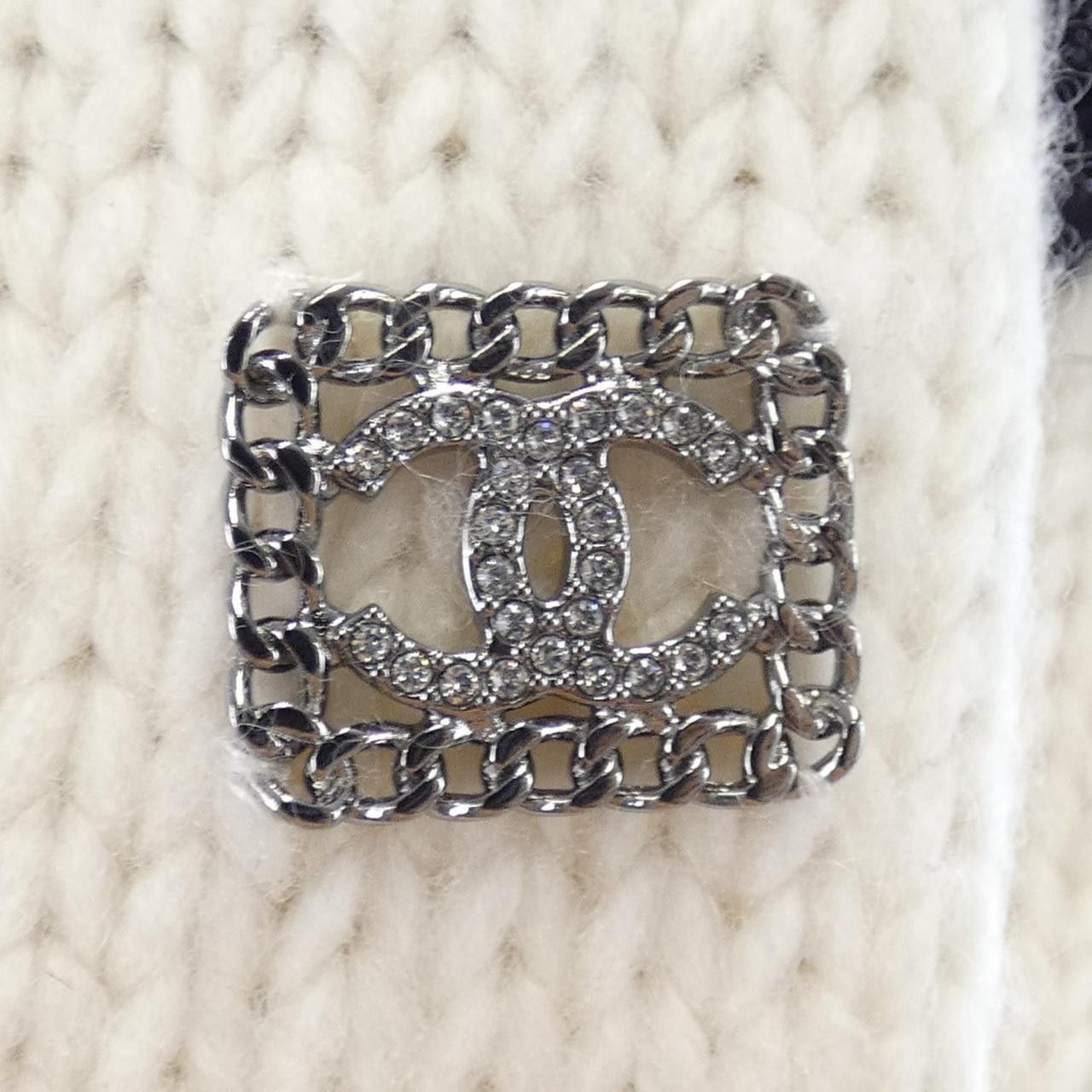 Chanel Chanel Chanel Cashmere Blend Knit Top Textile Tops P71555K10323 DUTY FREE for USA Size ONE SIZE - 8 Thumbnail