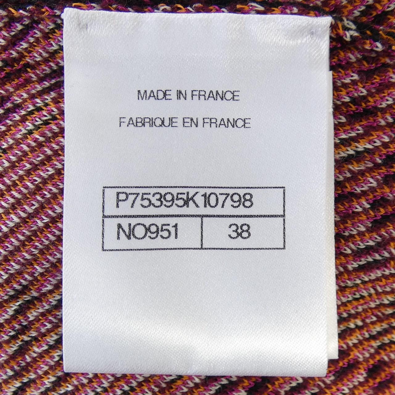 Chanel Chanel Chanel Knit Top Textile Tops P75395K10798 DUTY FREE for USA Size ONE SIZE - 4 Thumbnail