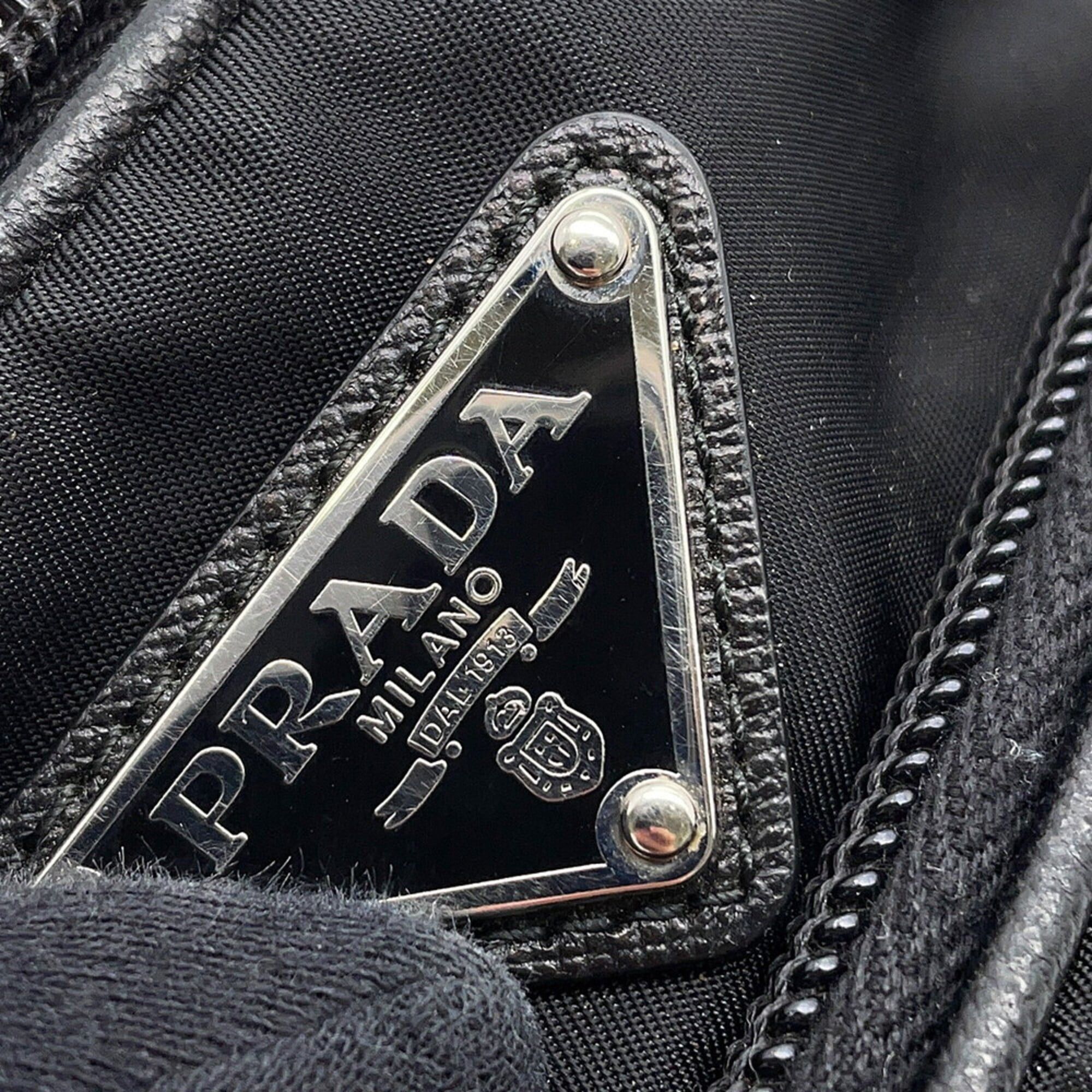 Prada Prada Triangle Clutch Bag, Nylon, 2N1655, Black, Second Handbag, PRADA Size ONE SIZE - 10 Thumbnail