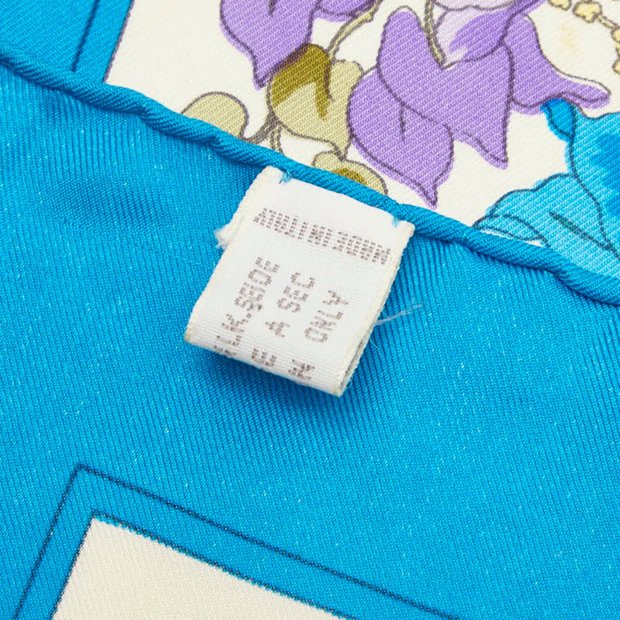 Dior Christian Dior Dior Floral Botanical Scarf/Muffler, Blue Multicolor Silk, Women's Size ONE SIZE - 9 Thumbnail