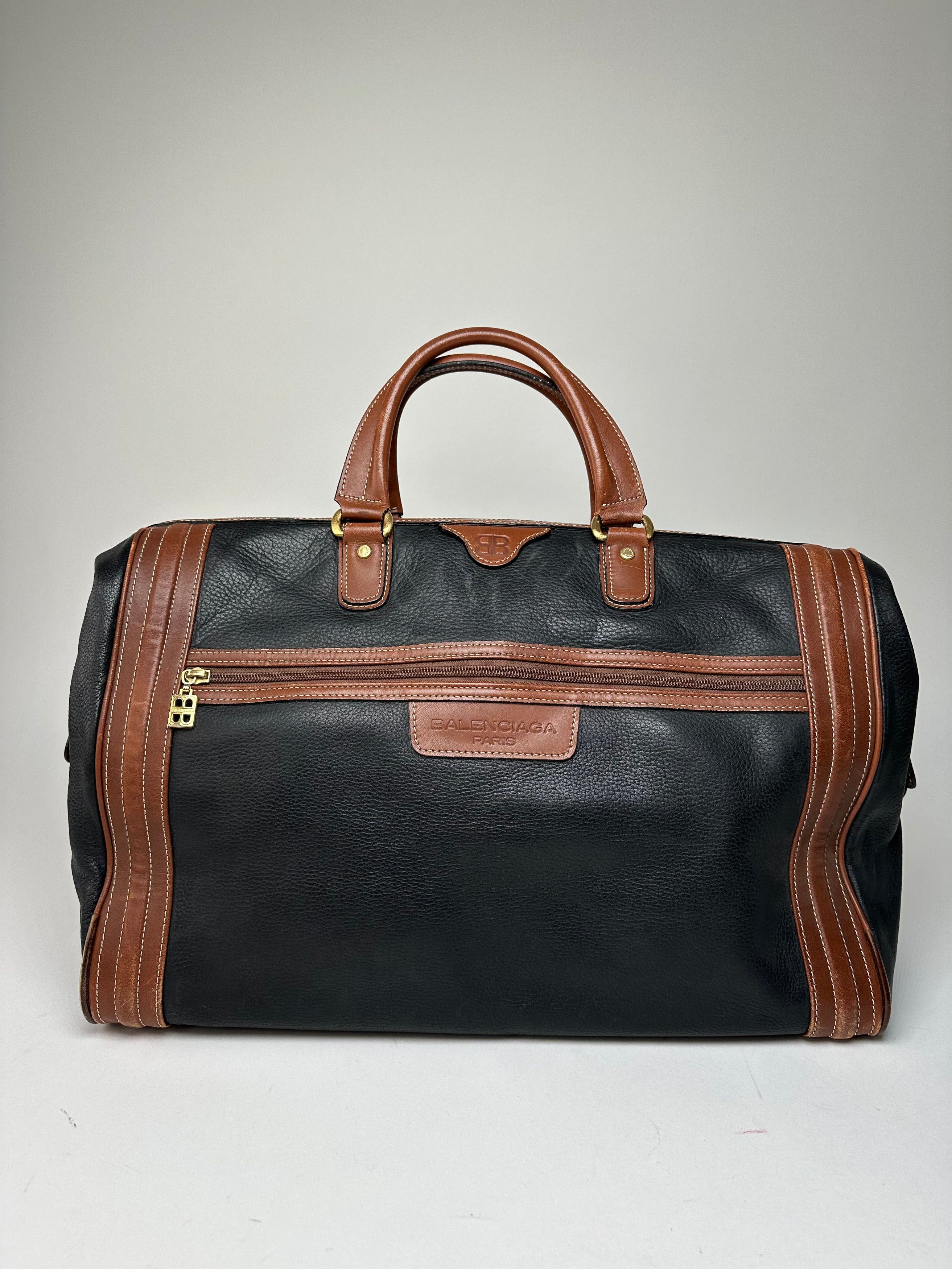 Balenciaga Vintage BB Logo Grained Leather Duffel Bag Black Tan Size ONE SIZE - 5 Thumbnail