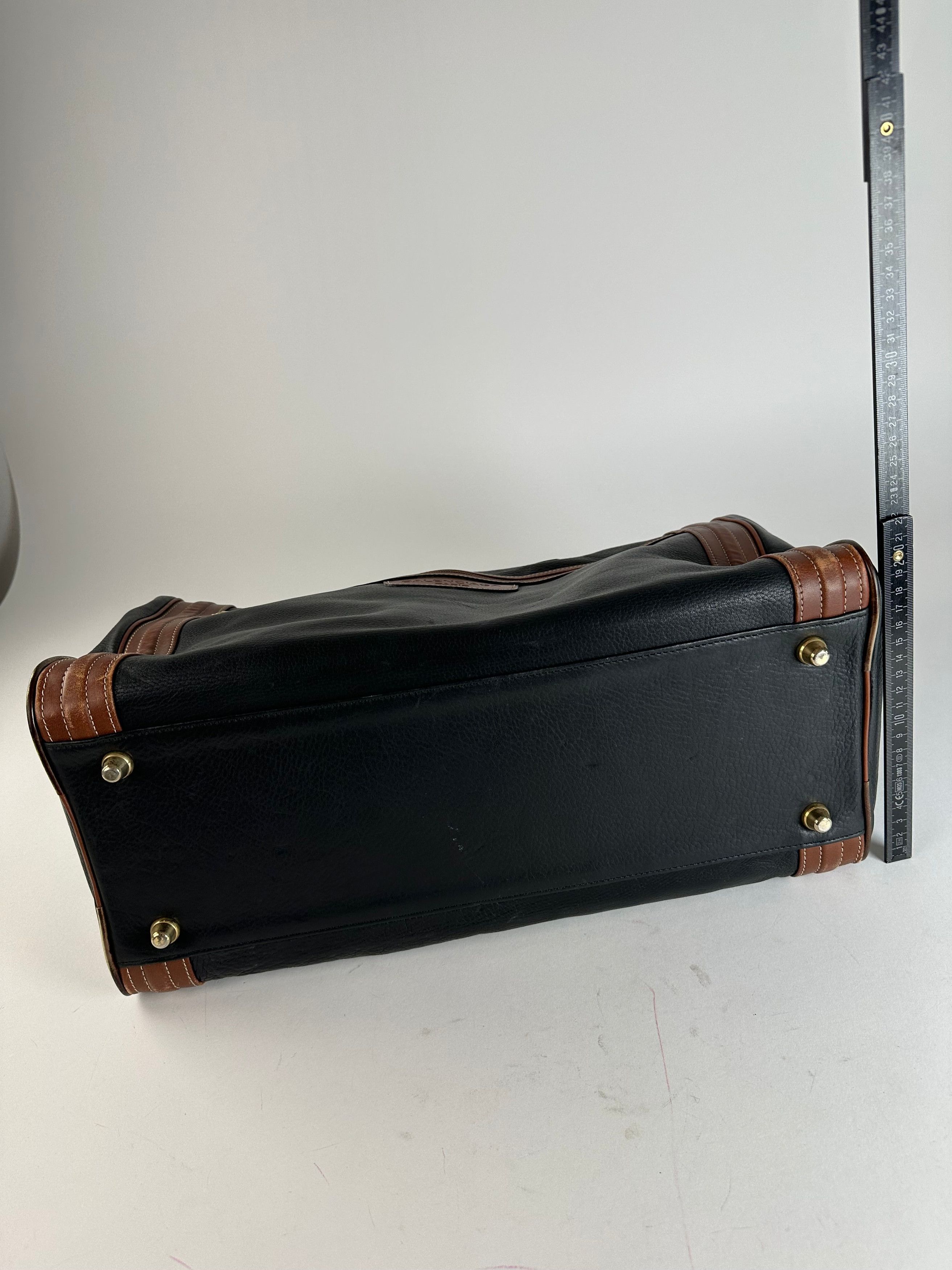 Balenciaga Vintage BB Logo Grained Leather Duffel Bag Black Tan Size ONE SIZE - 12 Thumbnail