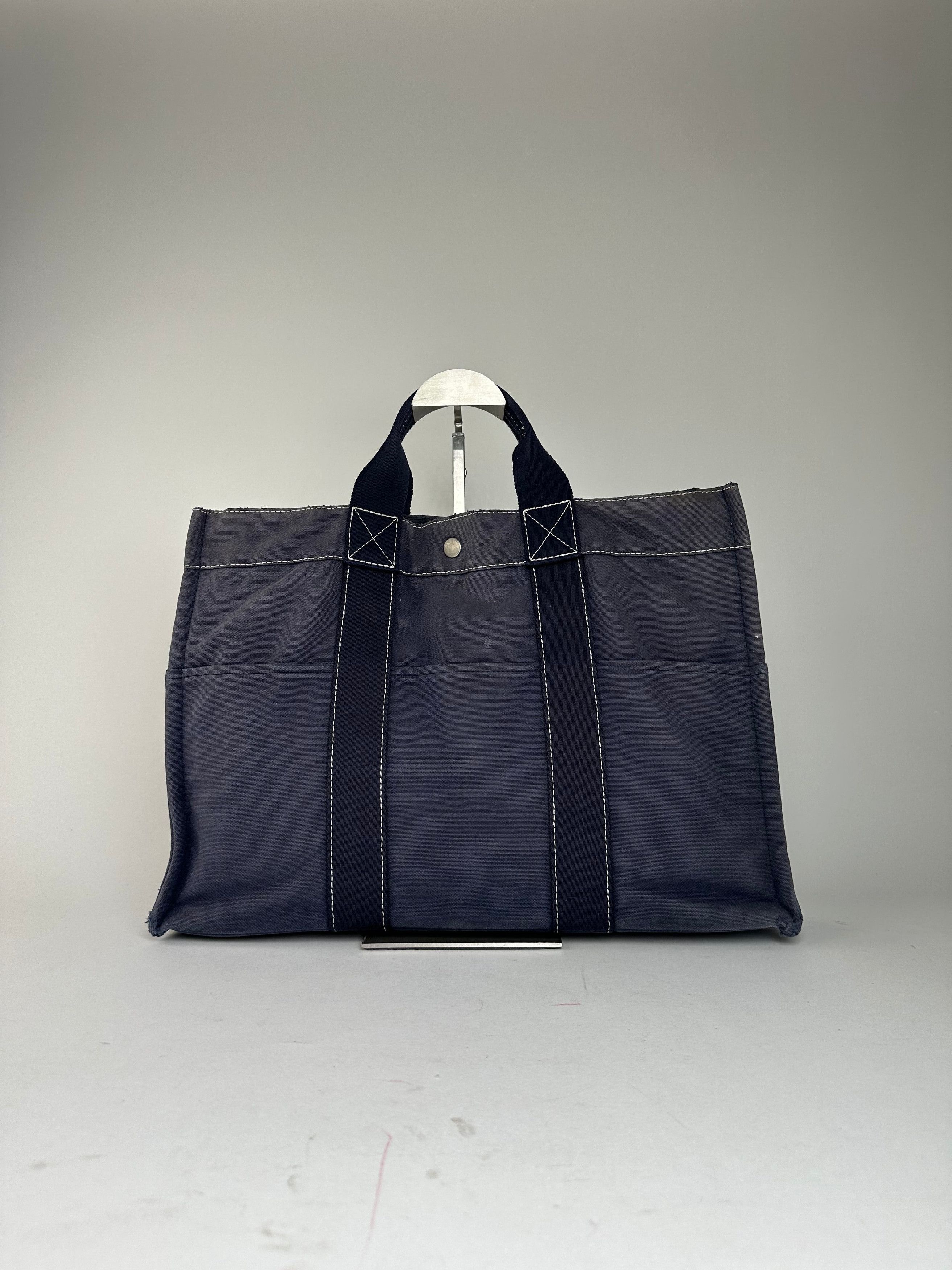 Other Vintage Hermès Fourre Tout MM Canvas Tote Bag Navy Size ONE SIZE - 9 Thumbnail