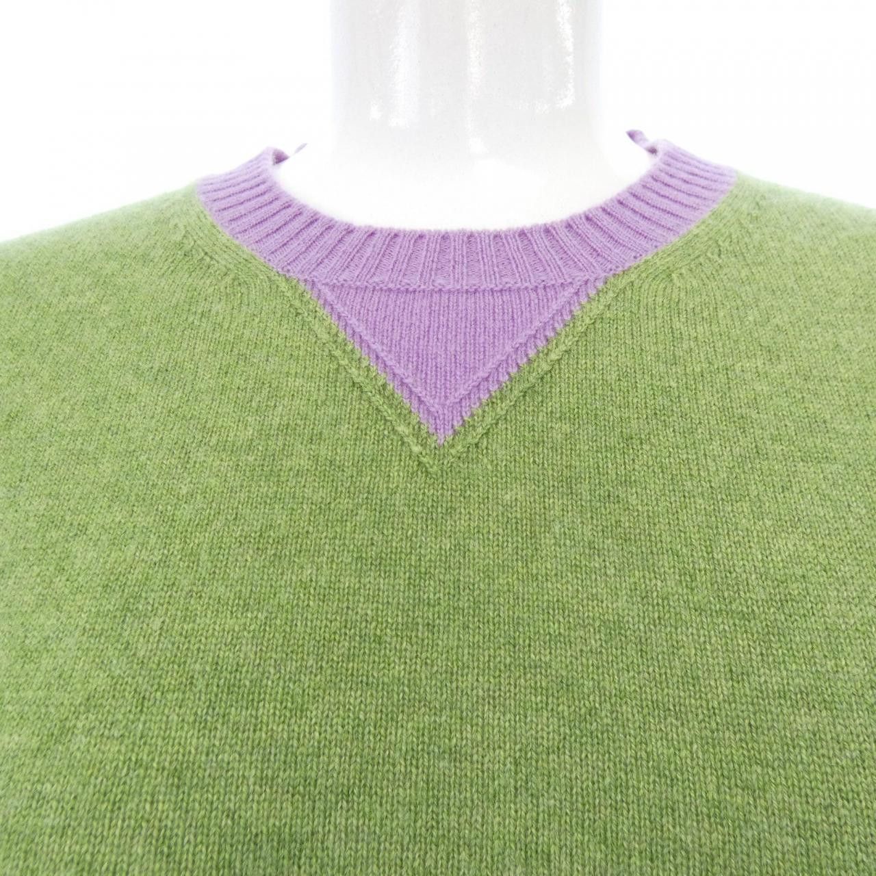 Chanel Chanel Chanel Cashmere Knit Textile Tops P31852K00570 07A DUTY FREE for USA Size ONE SIZE - 5 Thumbnail