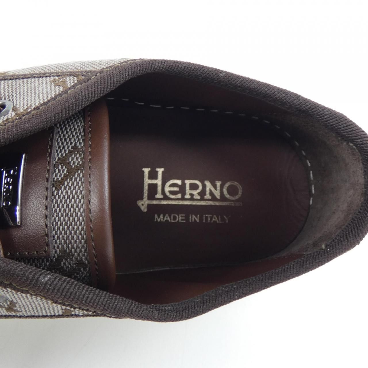 Other Other Herno Sneakers Others Shoes SH006UM DUTY FREE for USA Size ONE SIZE - 6 Thumbnail