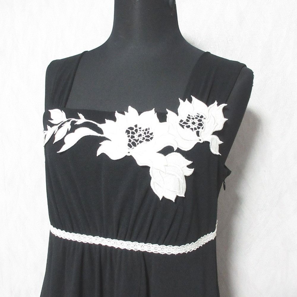 Other Other VIVIENNE TAM Lace Flower Power Net Dress Textile Dresses DUTY FREE for USA Size ONE SIZE - 4 Thumbnail