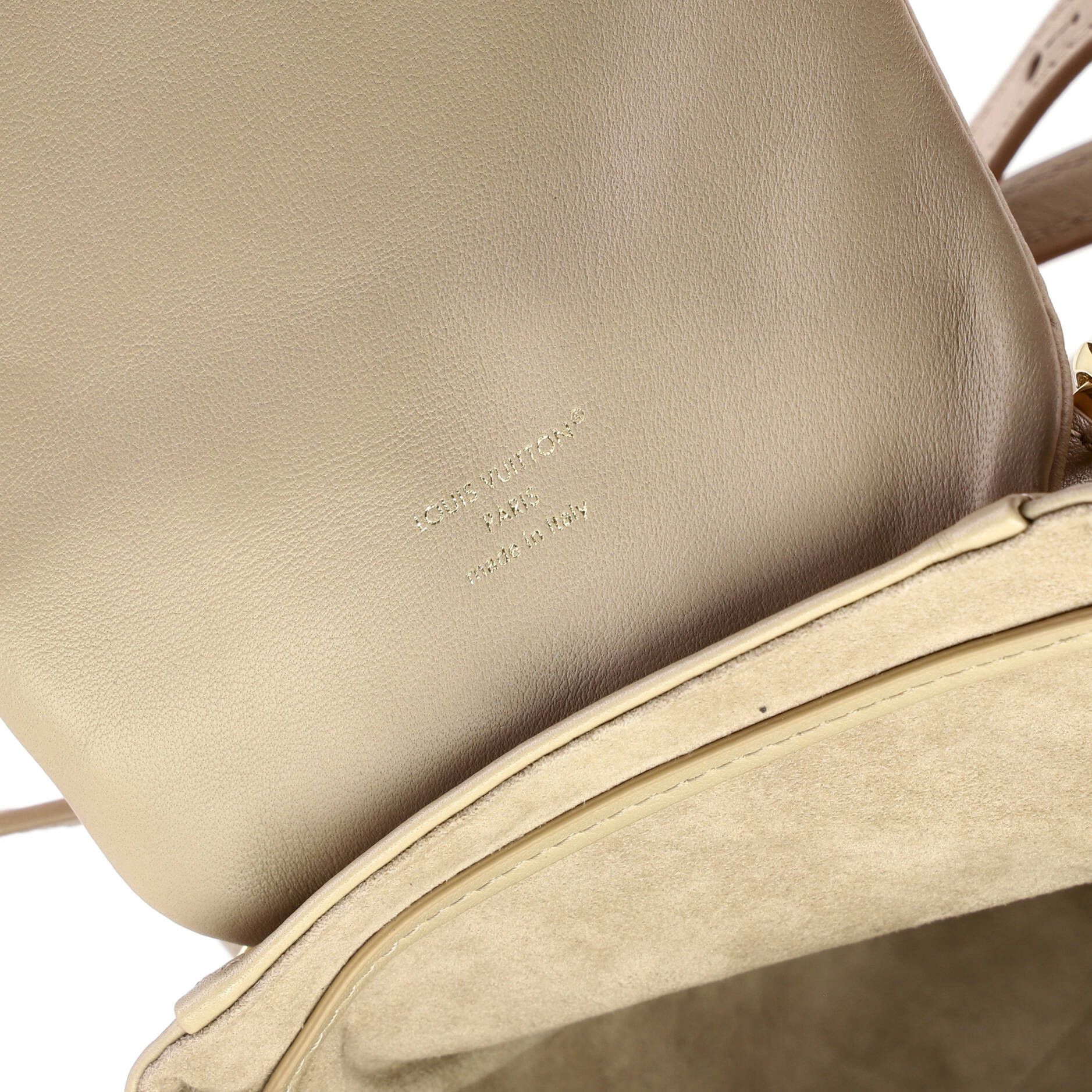 Louis Vuitton Coussin backpack monogram embossed lambskin pm Size ONE SIZE - 5 Thumbnail