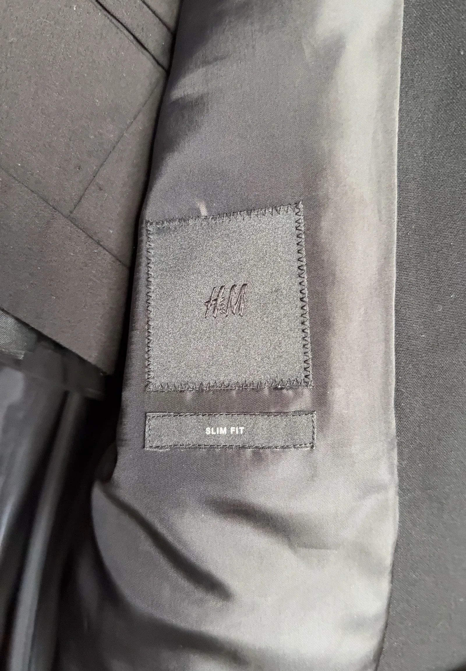 H&M H&M Suit Size 40R - 2 Thumbnail