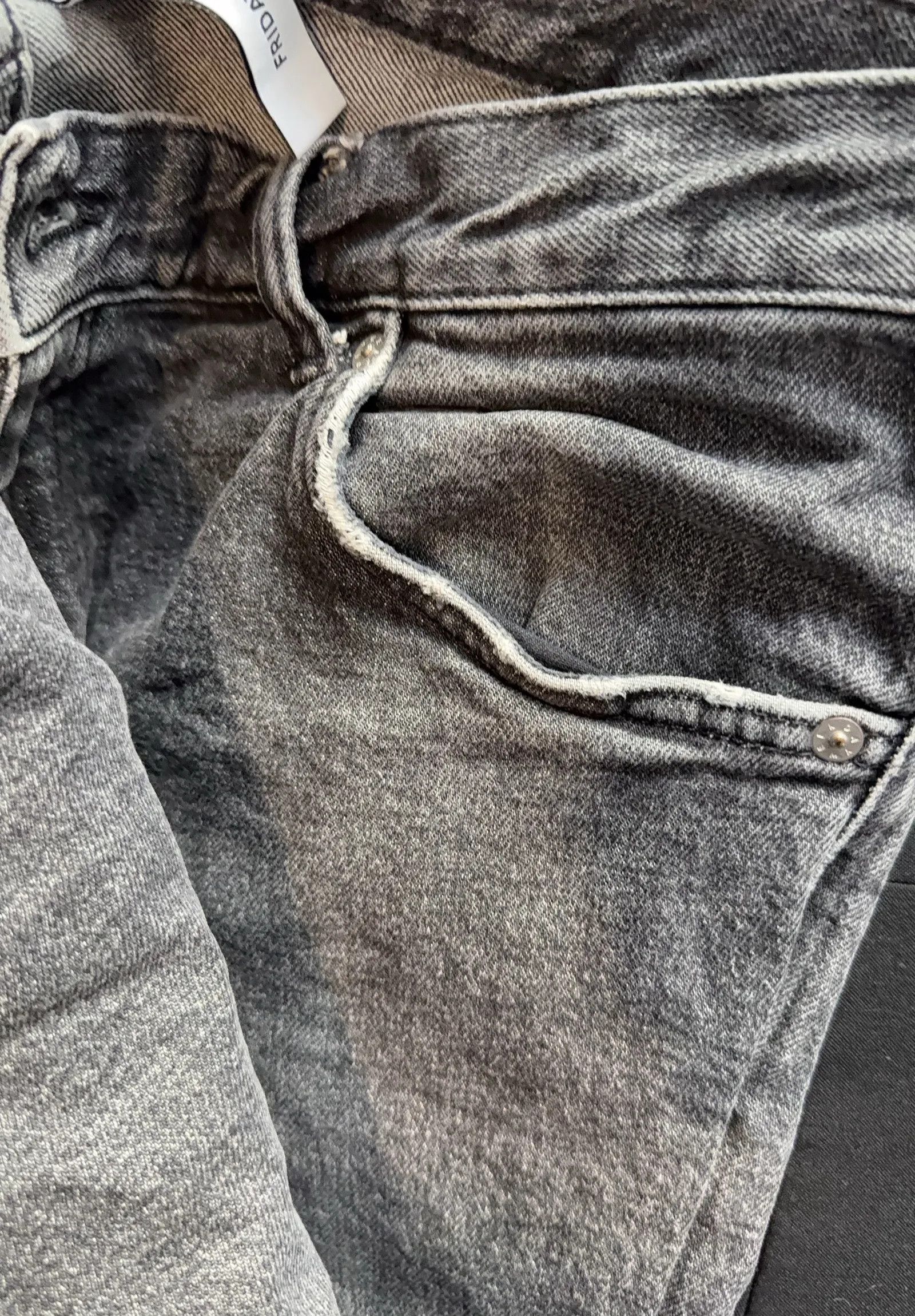 Weekday Weekday Friday Jeans Size US 33 - 6 Thumbnail