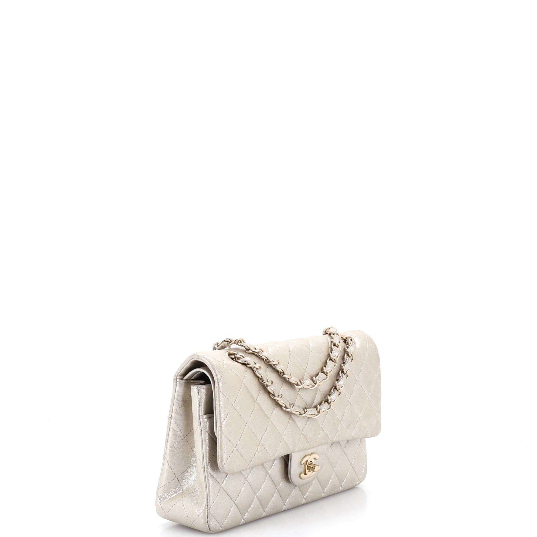 Chanel Classic Double Flap Bag Size ONE SIZE - 3 Thumbnail