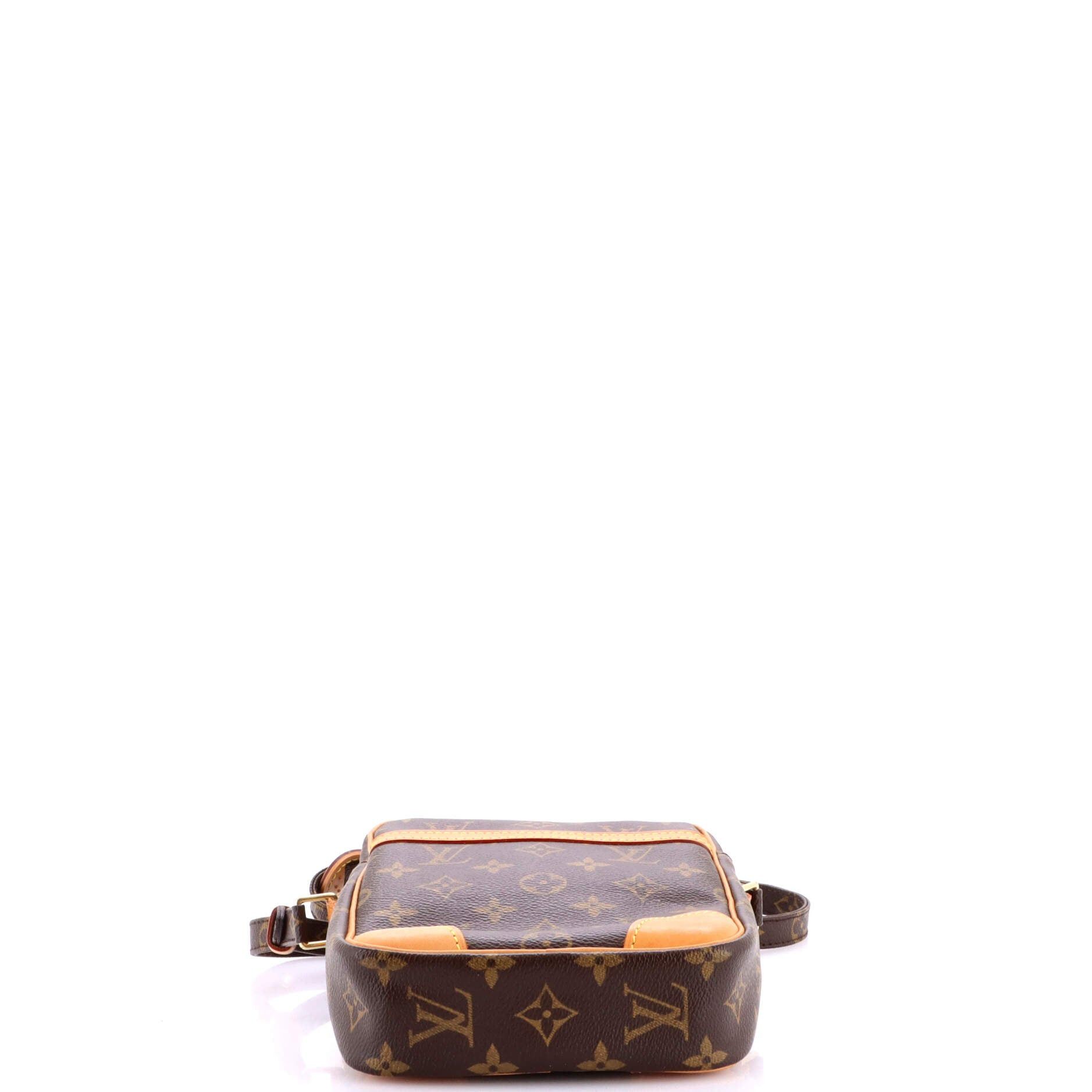 Louis Vuitton Danube Handbag Size ONE SIZE - 4 Thumbnail