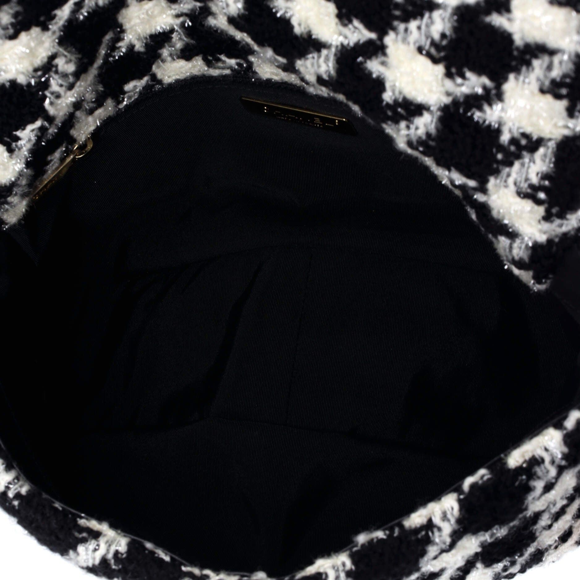 Chanel 19 Flap Bag Size ONE SIZE - 5 Thumbnail
