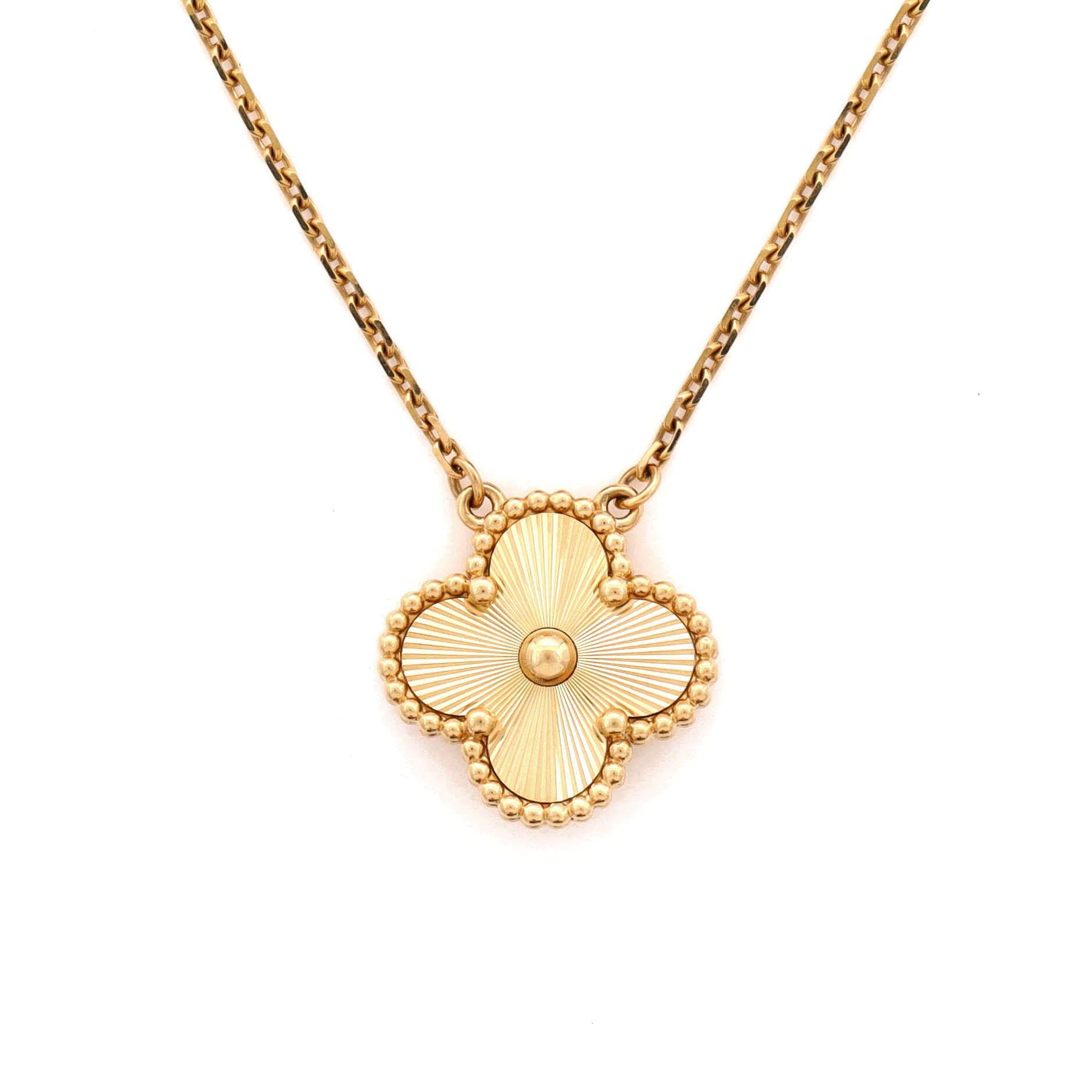 Van Cleef & Arpels Vintage Alhambra Pendant Necklace Size ONE SIZE - 3 Thumbnail