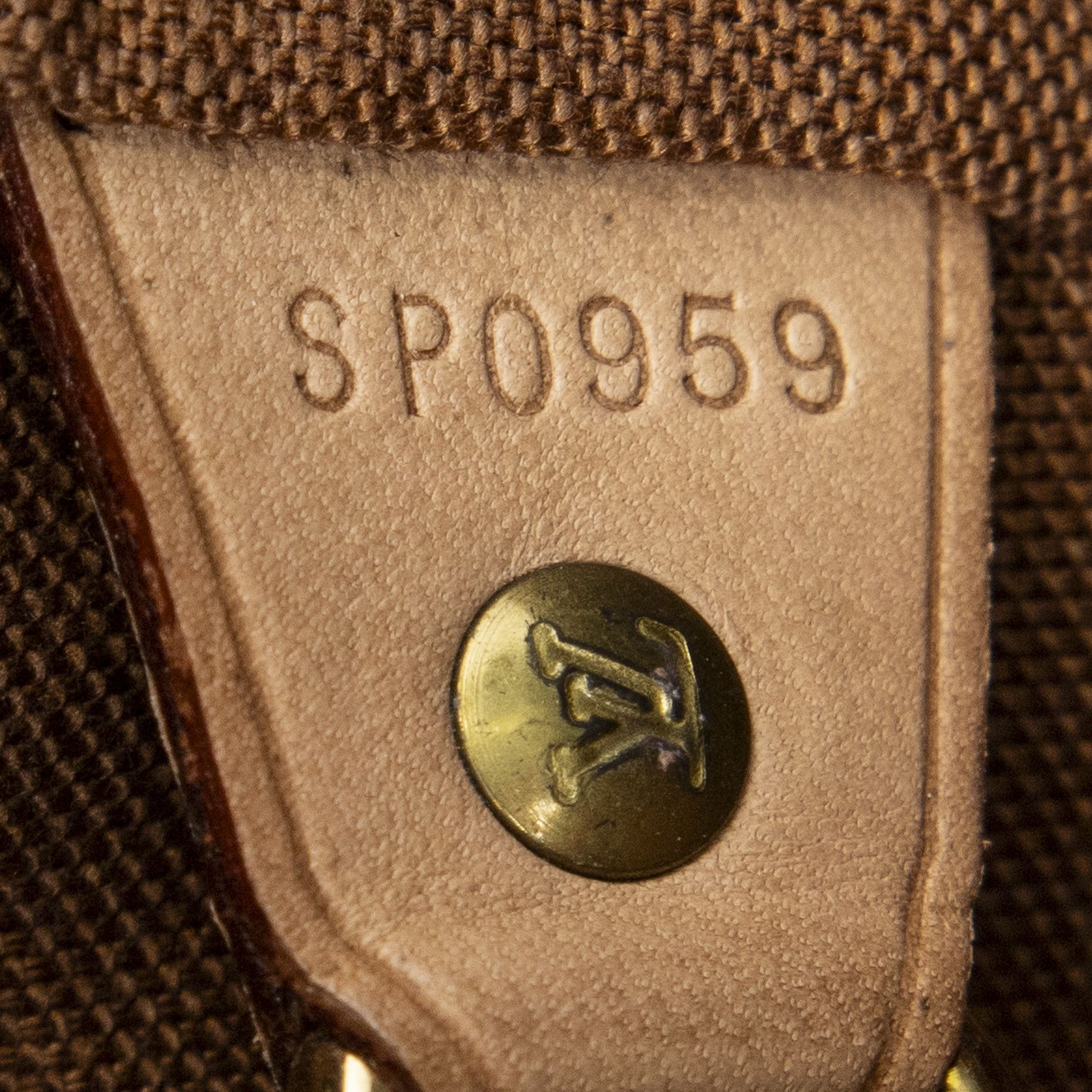 Louis Vuitton Montsouris MM Size ONE SIZE - 10 Thumbnail
