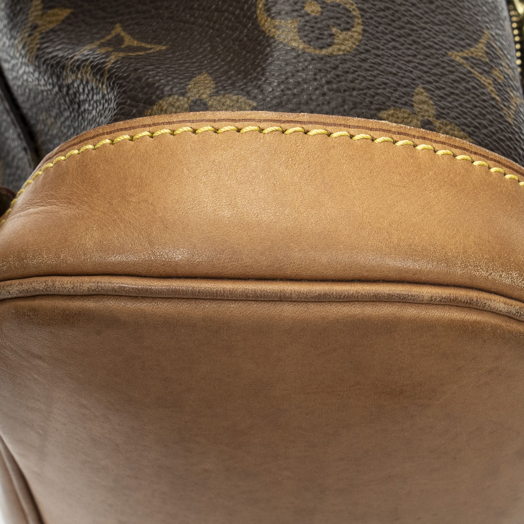 Louis Vuitton Montsouris MM Size ONE SIZE - 7 Thumbnail
