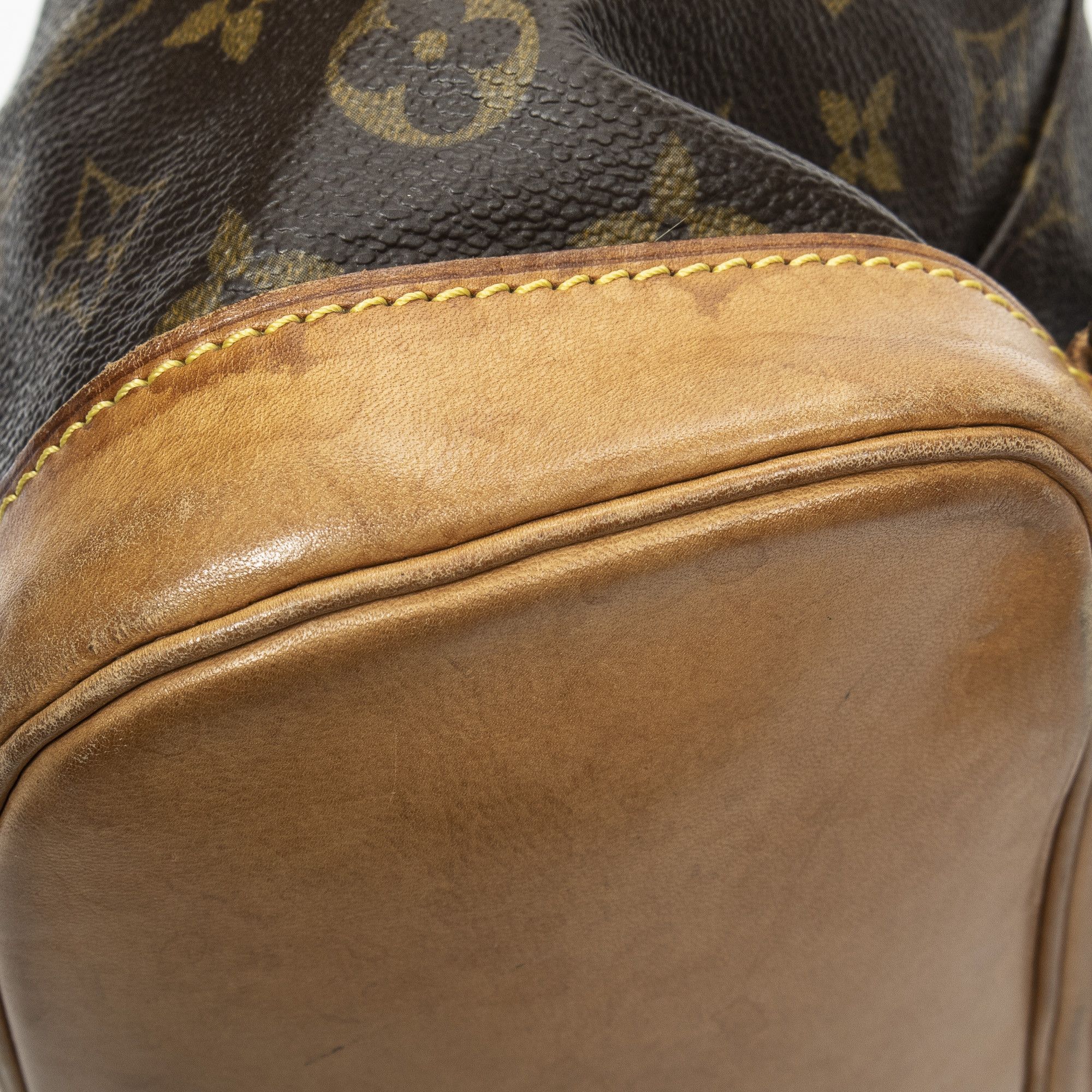 Louis Vuitton Montsouris MM Size ONE SIZE - 8 Thumbnail