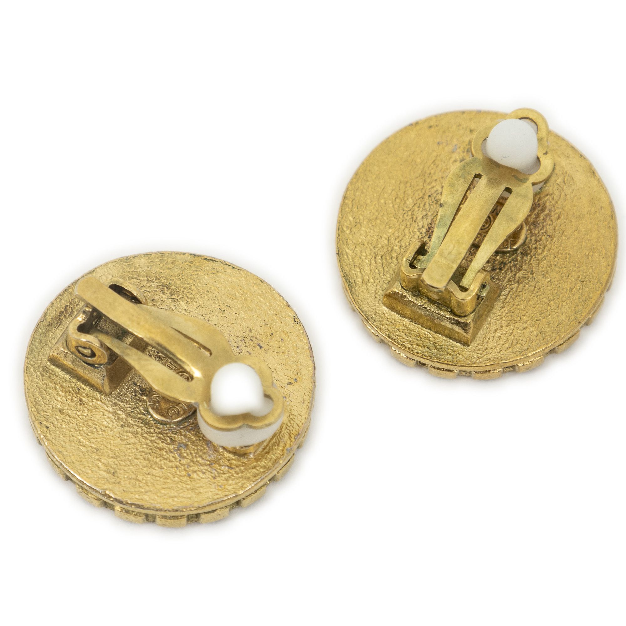 Chanel CC Coin-Shaped Clip On Earrings Size ONE SIZE - 2 Thumbnail
