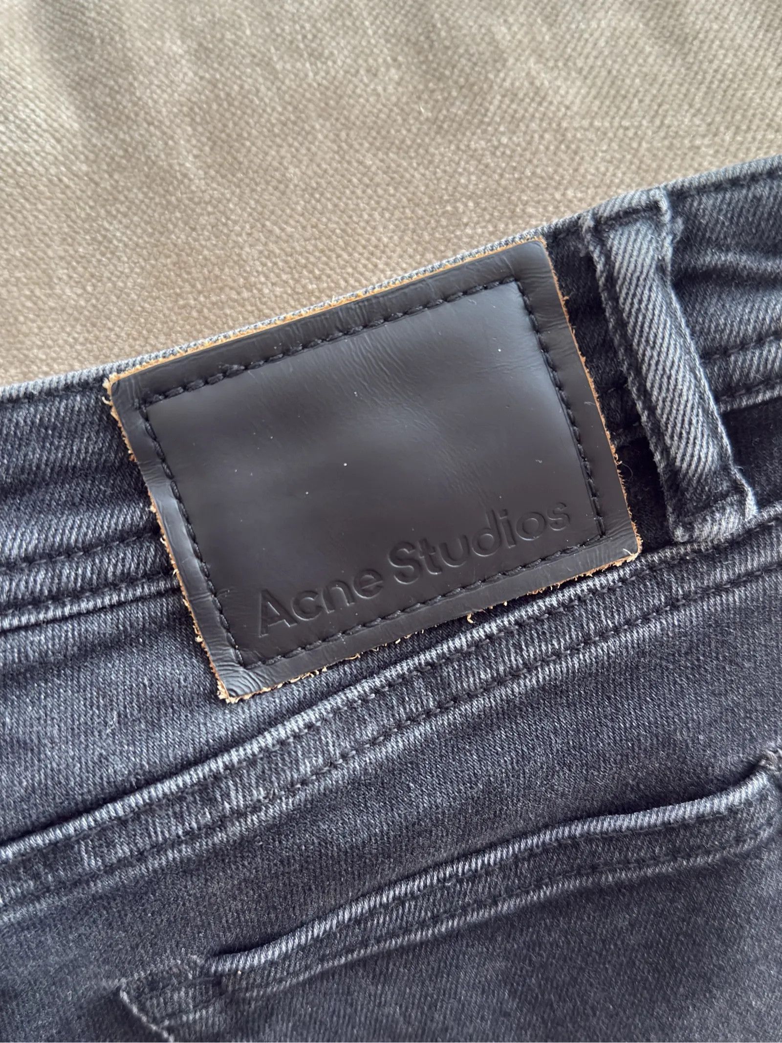 Acne Studios Acne Studios Peg Used Blk Jeans Size 25" / US 0 / IT 36 - 2 Thumbnail