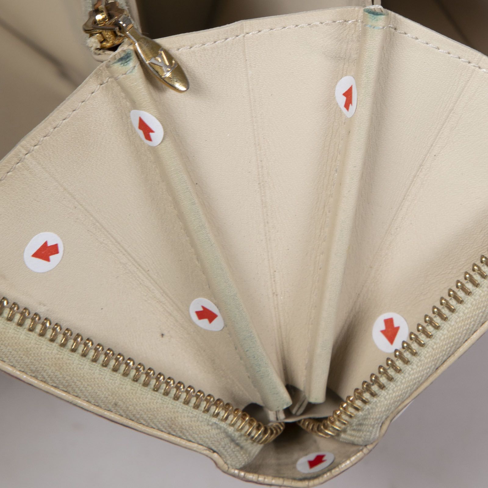 Louis Vuitton Limited Edition Blanc Corail Monogram Vernis Leopard Wallet Size ONE SIZE - 15 Thumbnail