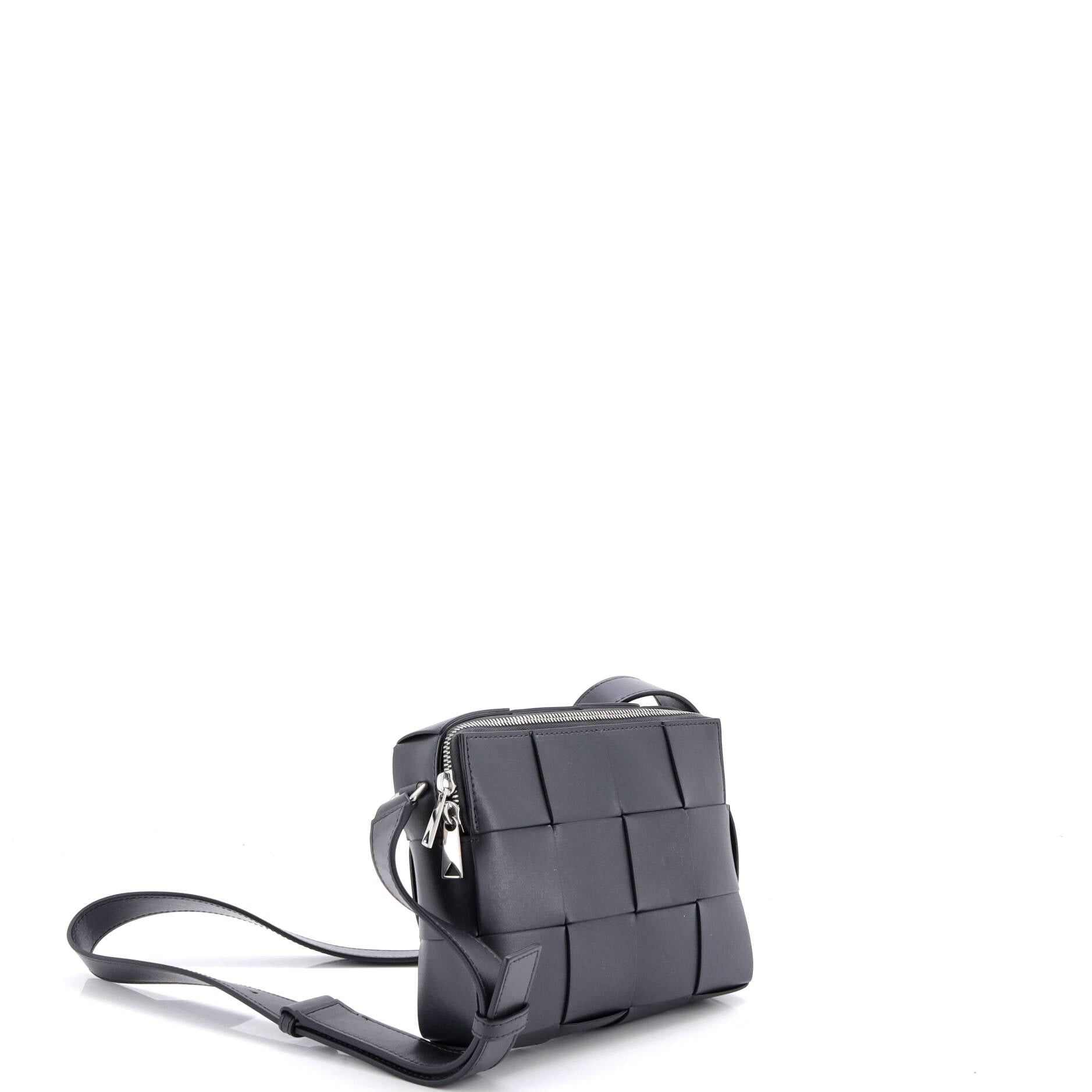 Bottega Veneta Cassette Zip Camera Crossbody Bag Size ONE SIZE - 2 Thumbnail