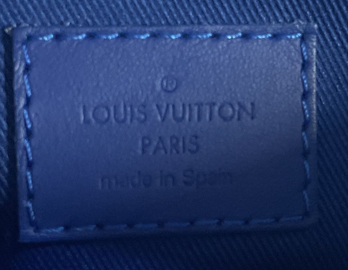 Louis Vuitton S Lock Sling Bag Size ONE SIZE - 8 Thumbnail