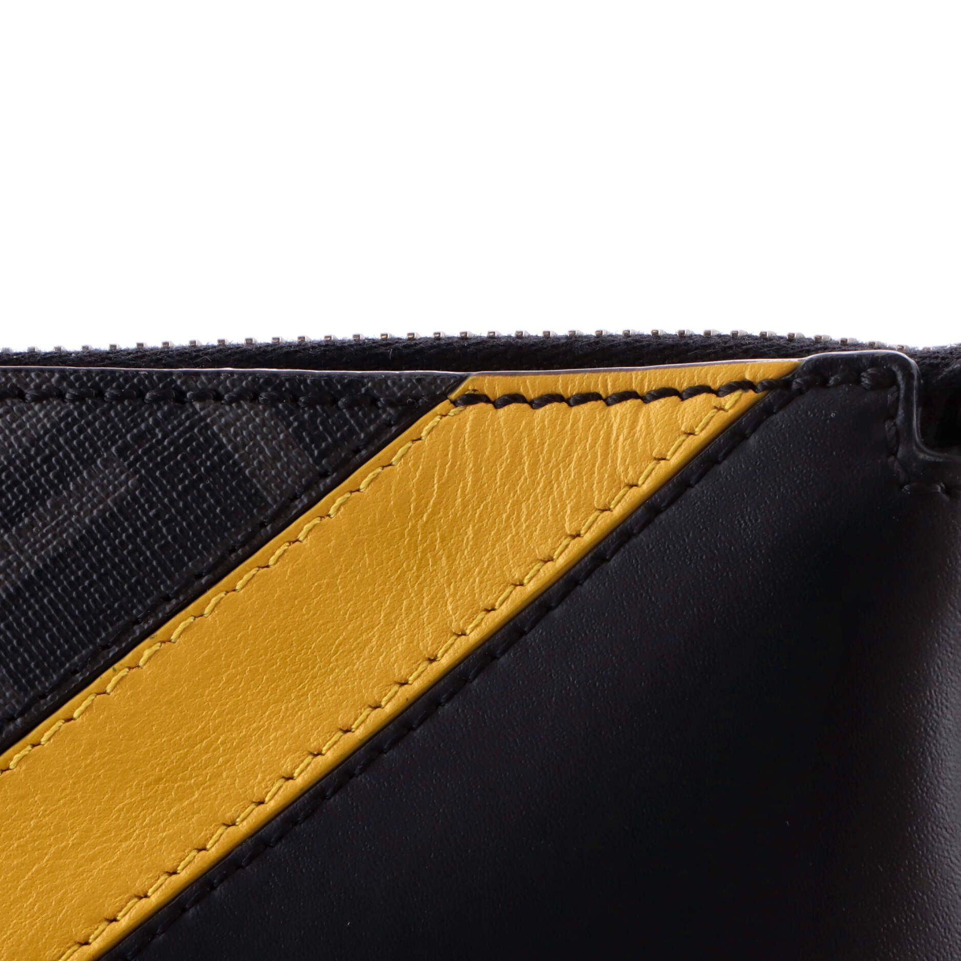 Fendi Front Zip Messenger Size ONE SIZE - 6 Thumbnail
