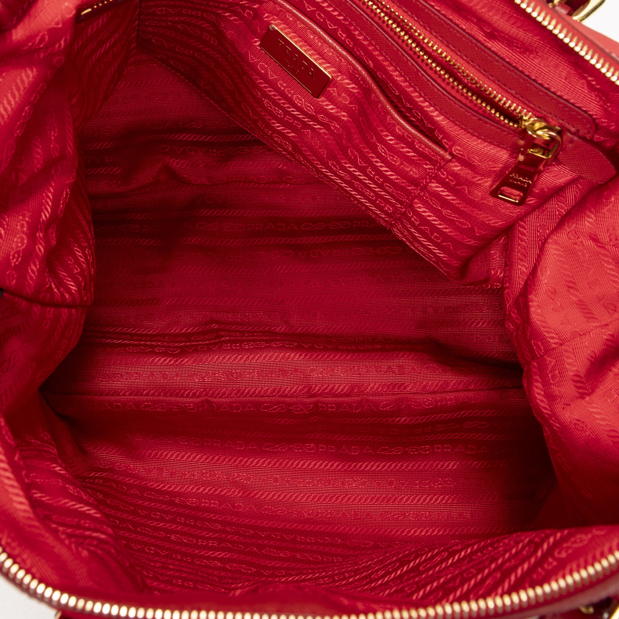 Prada Convertible Zip Tote Size ONE SIZE - 9 Thumbnail