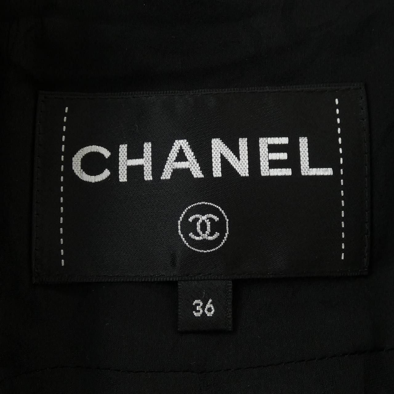 Chanel Chanel Chanel Jacket Textile Outerwear P55467V34727 DUTY FREE for USA Size ONE SIZE - 5 Thumbnail