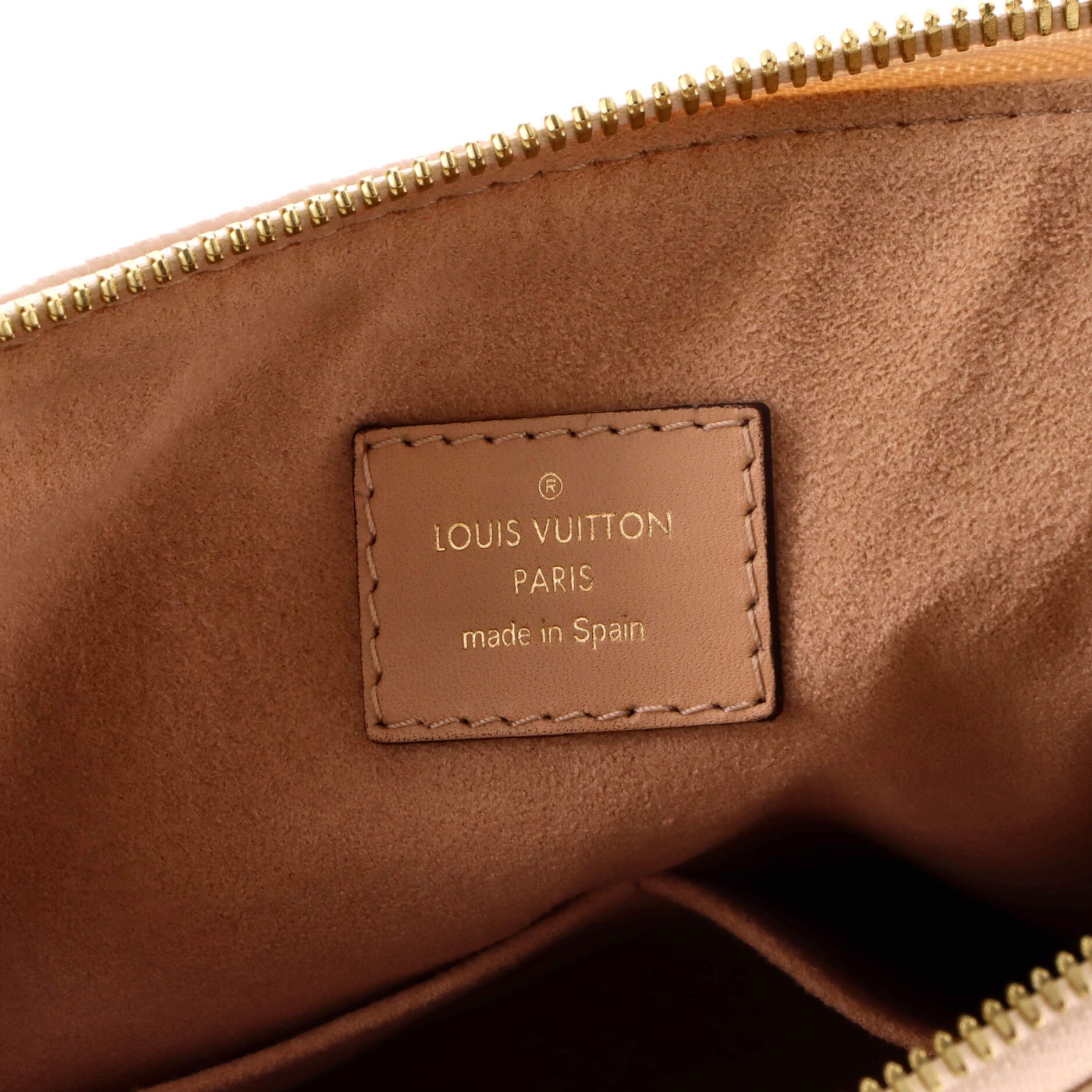 Louis Vuitton V Tote Size ONE SIZE - 8 Thumbnail