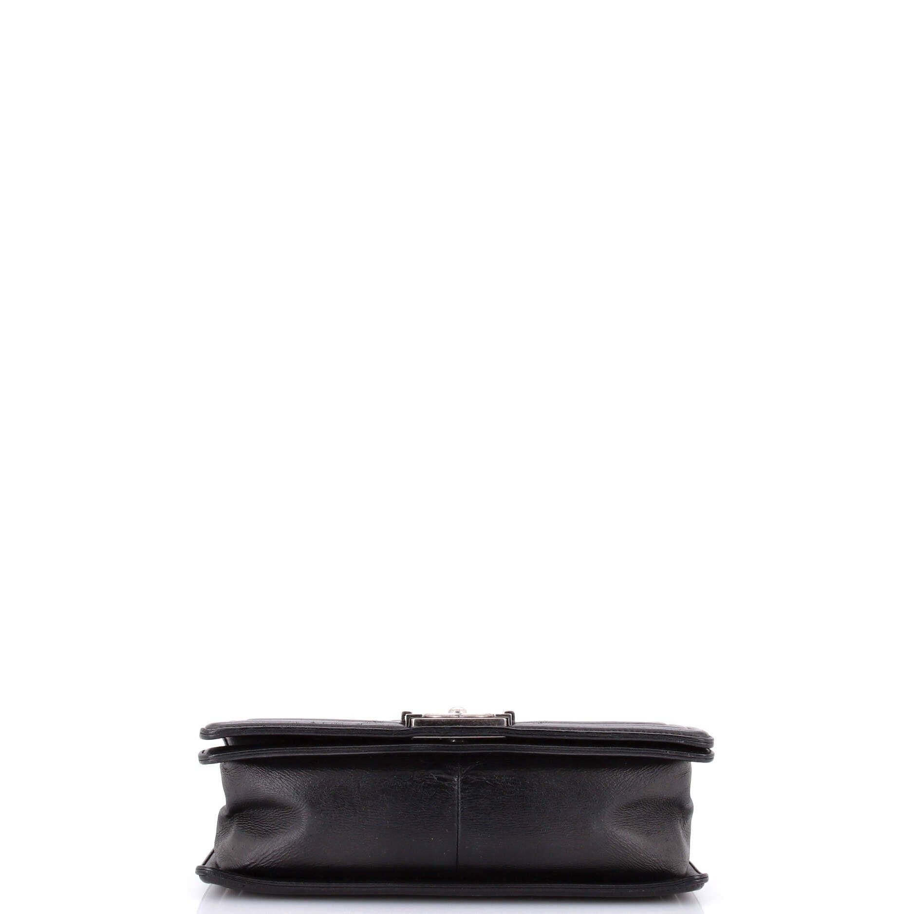 Chanel Boy Flap Bag Size ONE SIZE - 4 Thumbnail
