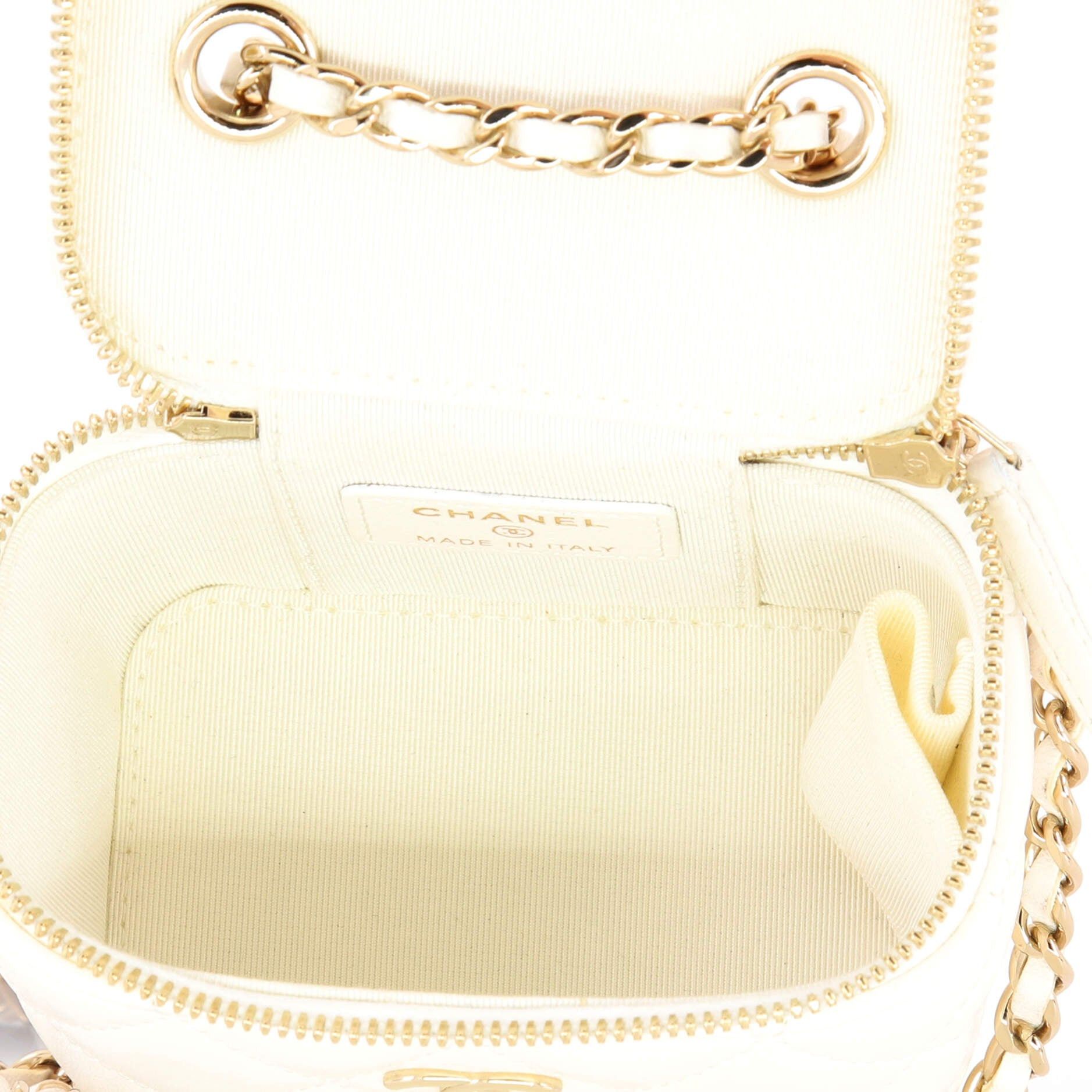 Chanel Camellia Bow Vanity Case with Chain Size ONE SIZE - 5 Thumbnail