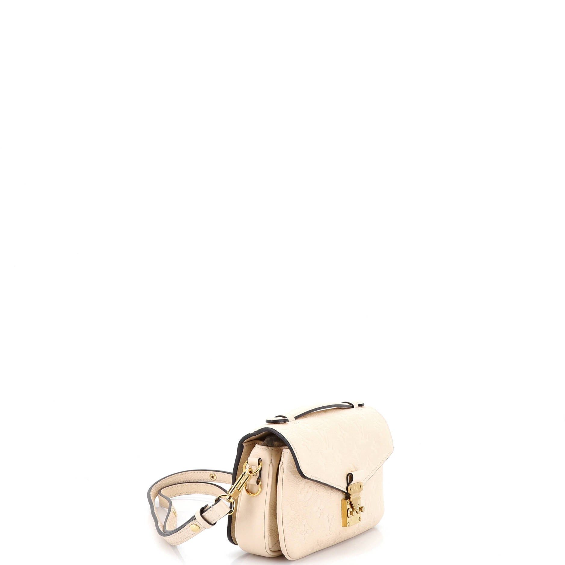 Louis Vuitton Pochette Metis Size ONE SIZE - 2 Thumbnail