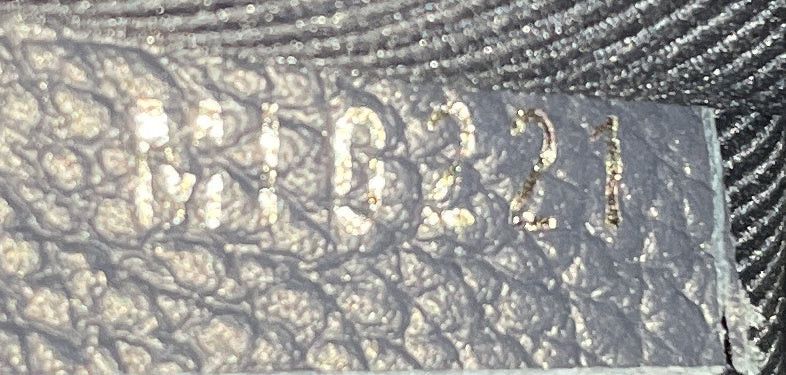 Louis Vuitton Phone Pouch Size ONE SIZE - 9 Thumbnail