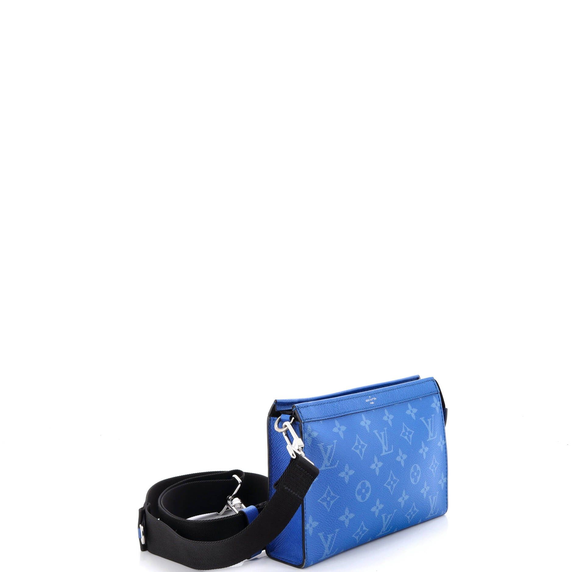 Louis Vuitton Gaston Wearable Wallet Size ONE SIZE - 2 Thumbnail