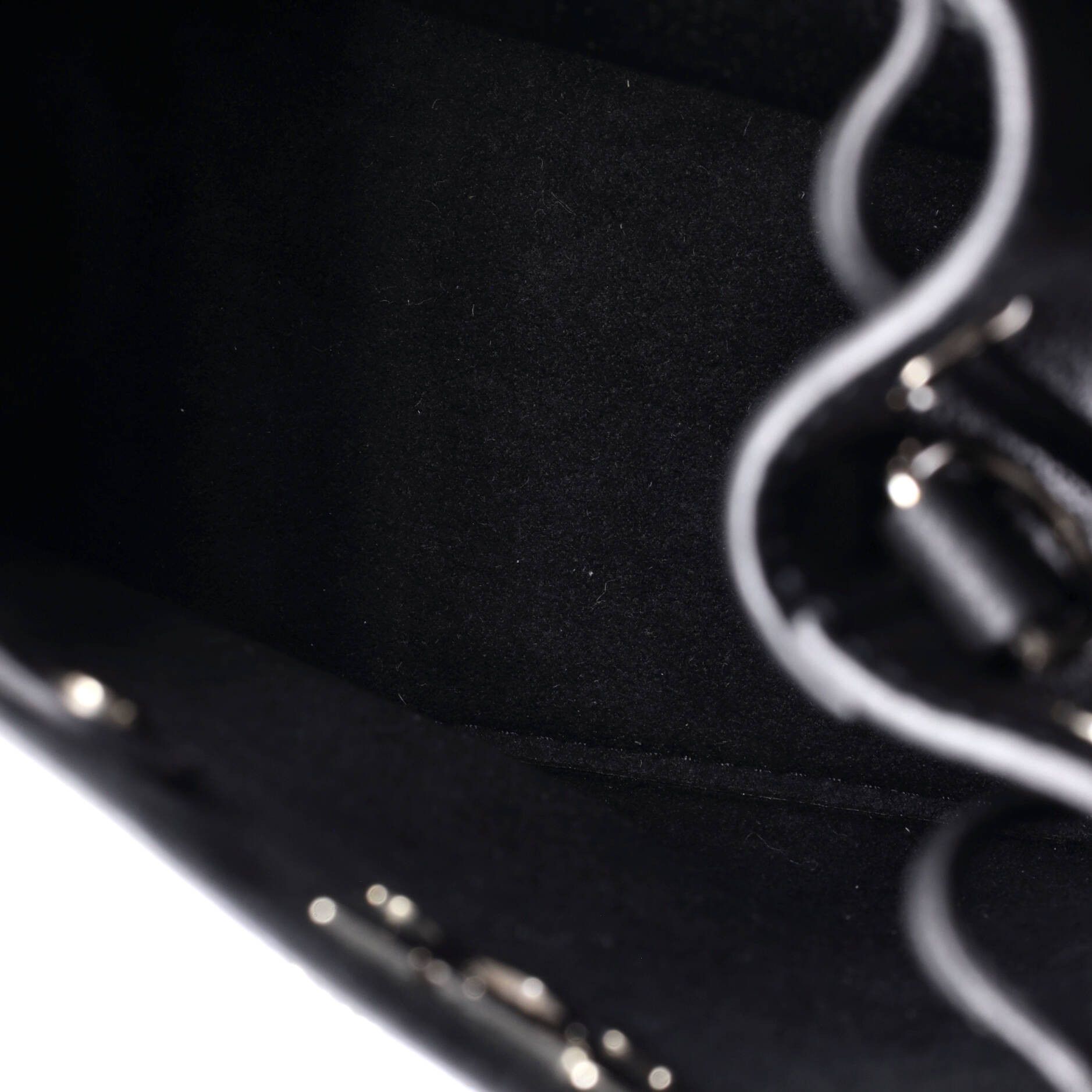 Louis Vuitton Lockme Bucket Bag Size ONE SIZE - 5 Thumbnail