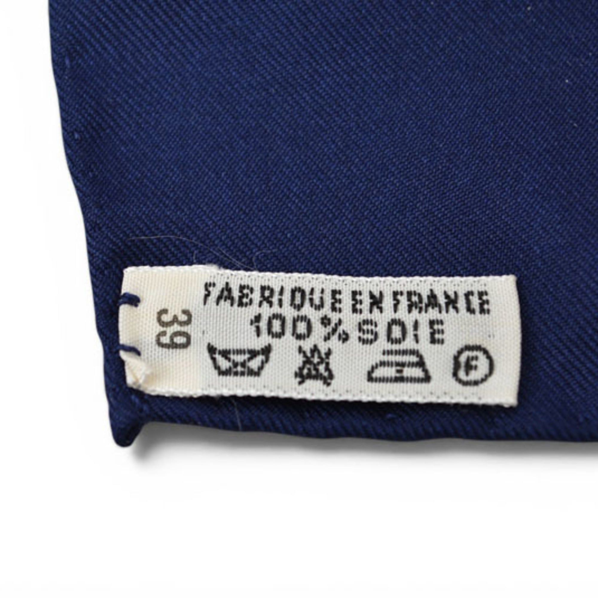 Hermes Hermes scarf/muffler, Carre 90, LES MUSEROLLES, 100% silk, navy and white. Size ONE SIZE - 4 Thumbnail