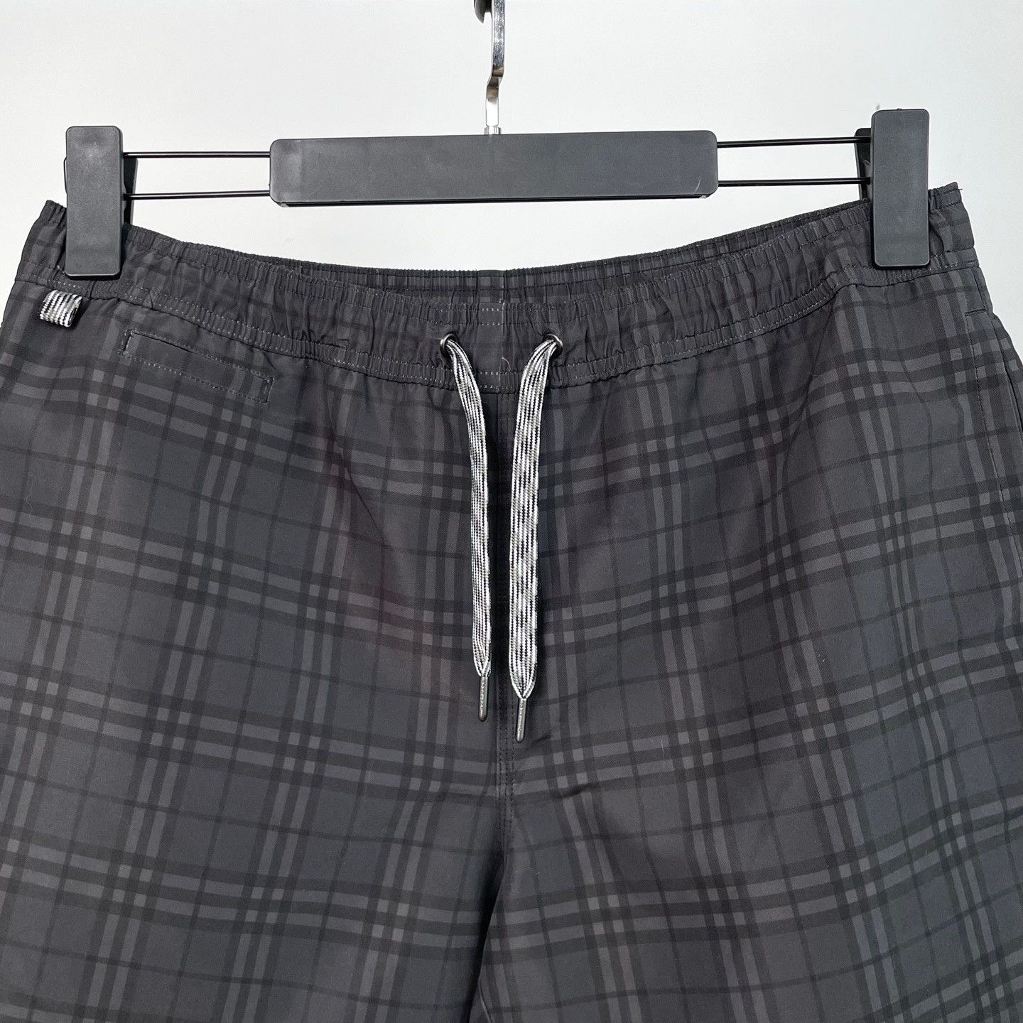 Burberry Burberry Casual Plaid Pants 28 Women Size 28" / US 6 / IT 42 - 2 Thumbnail