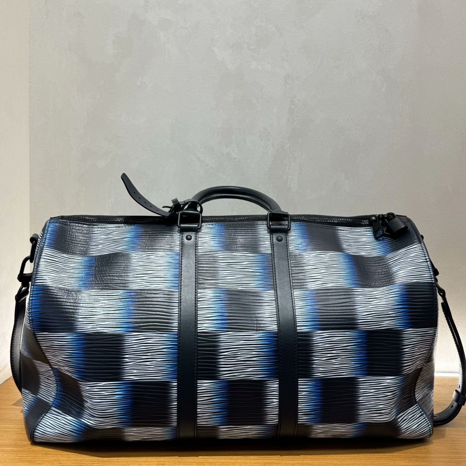 Louis Vuitton Louis Vuitton Bag one size Men Size ONE SIZE - 3 Thumbnail