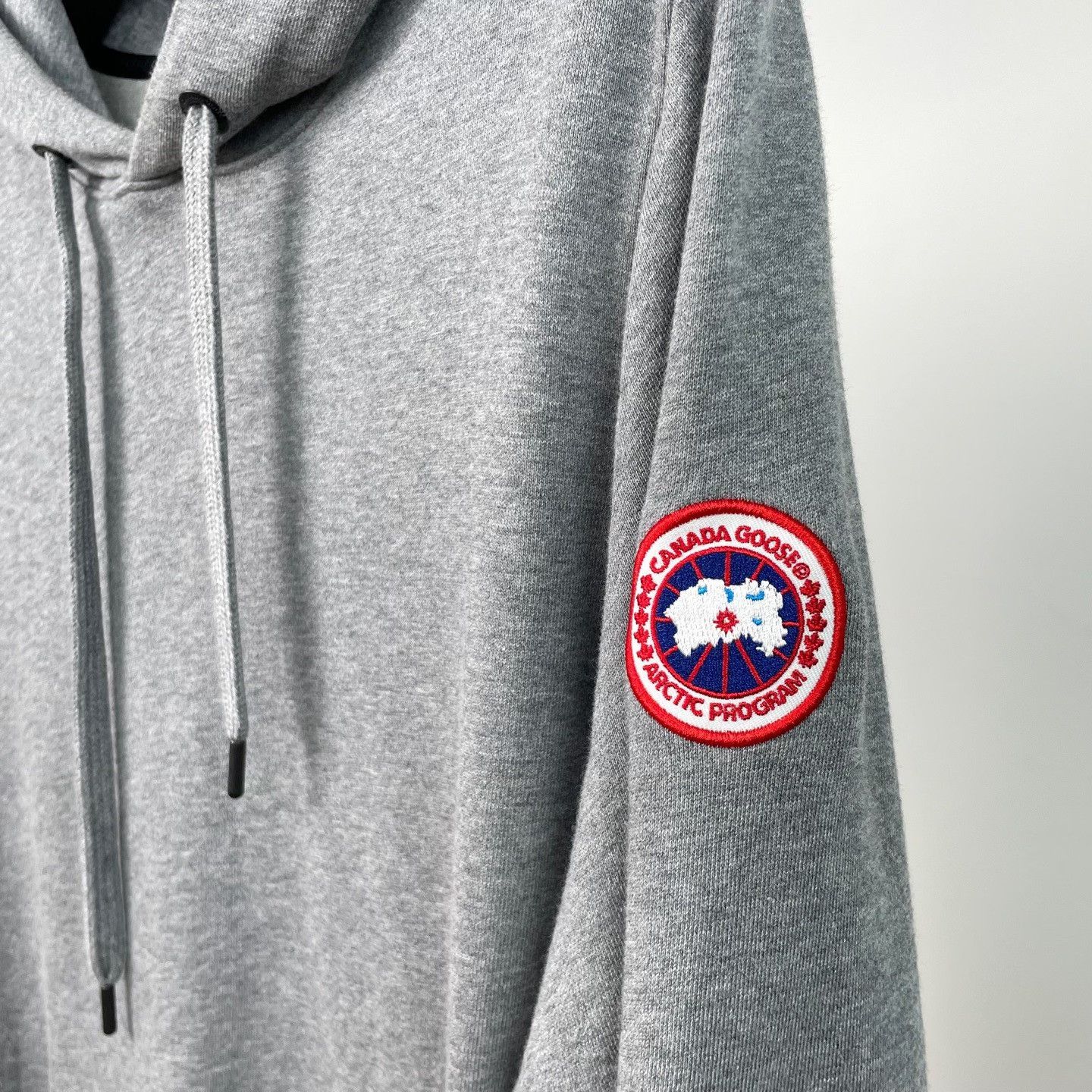 Canada Goose Canada Goose Hoodie l Men Size US L / EU 52-54 / 3 - 5 Thumbnail