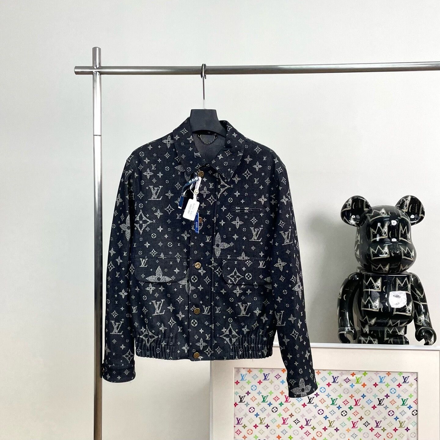 Louis Vuitton Louis Vuitton Retro Light Jacket s Men Size US S / EU 44-46 / 1 - 5 Thumbnail