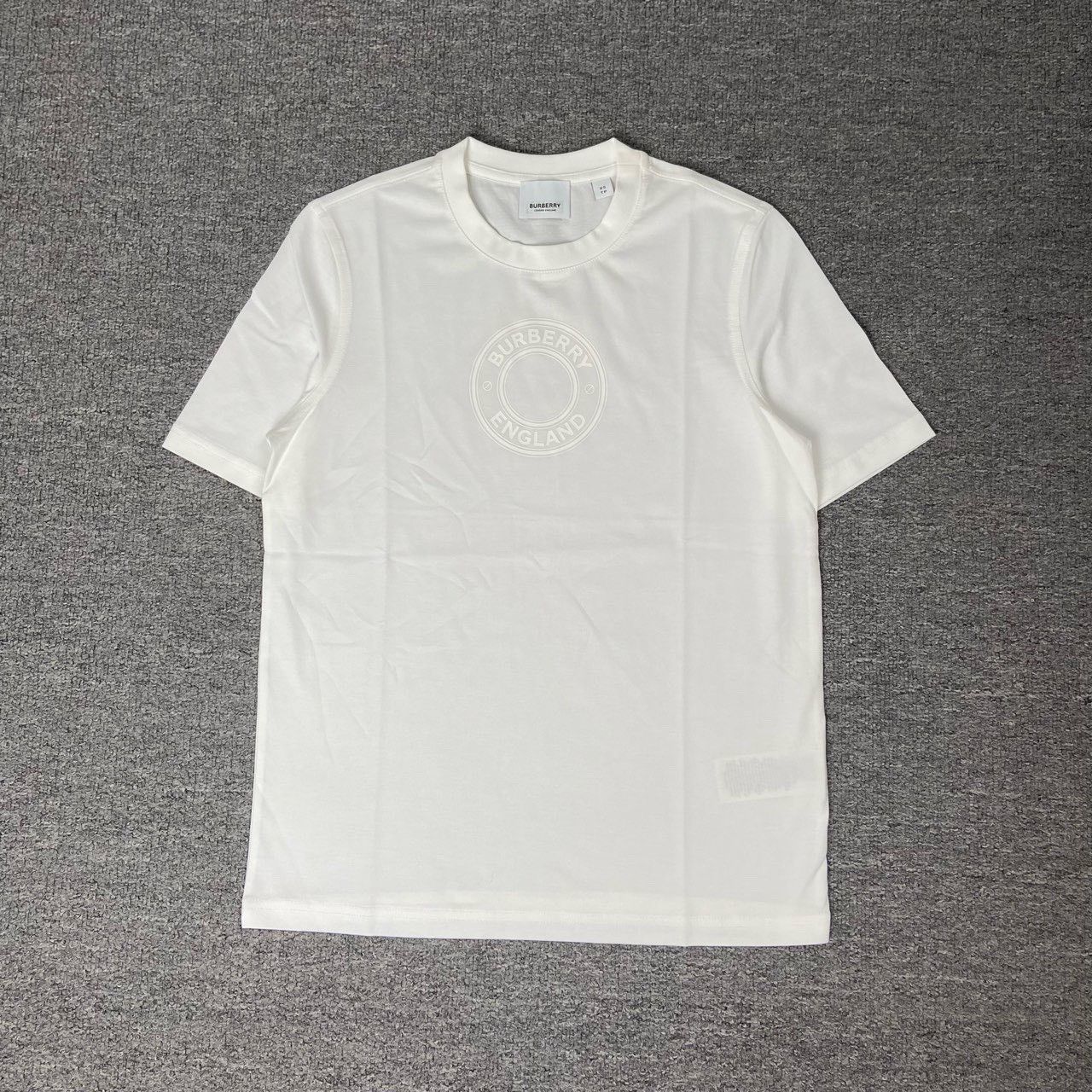 Burberry Burberry Retro White T-Shirt xs Men Size US XS / EU 42 / 0 - 2 Thumbnail
