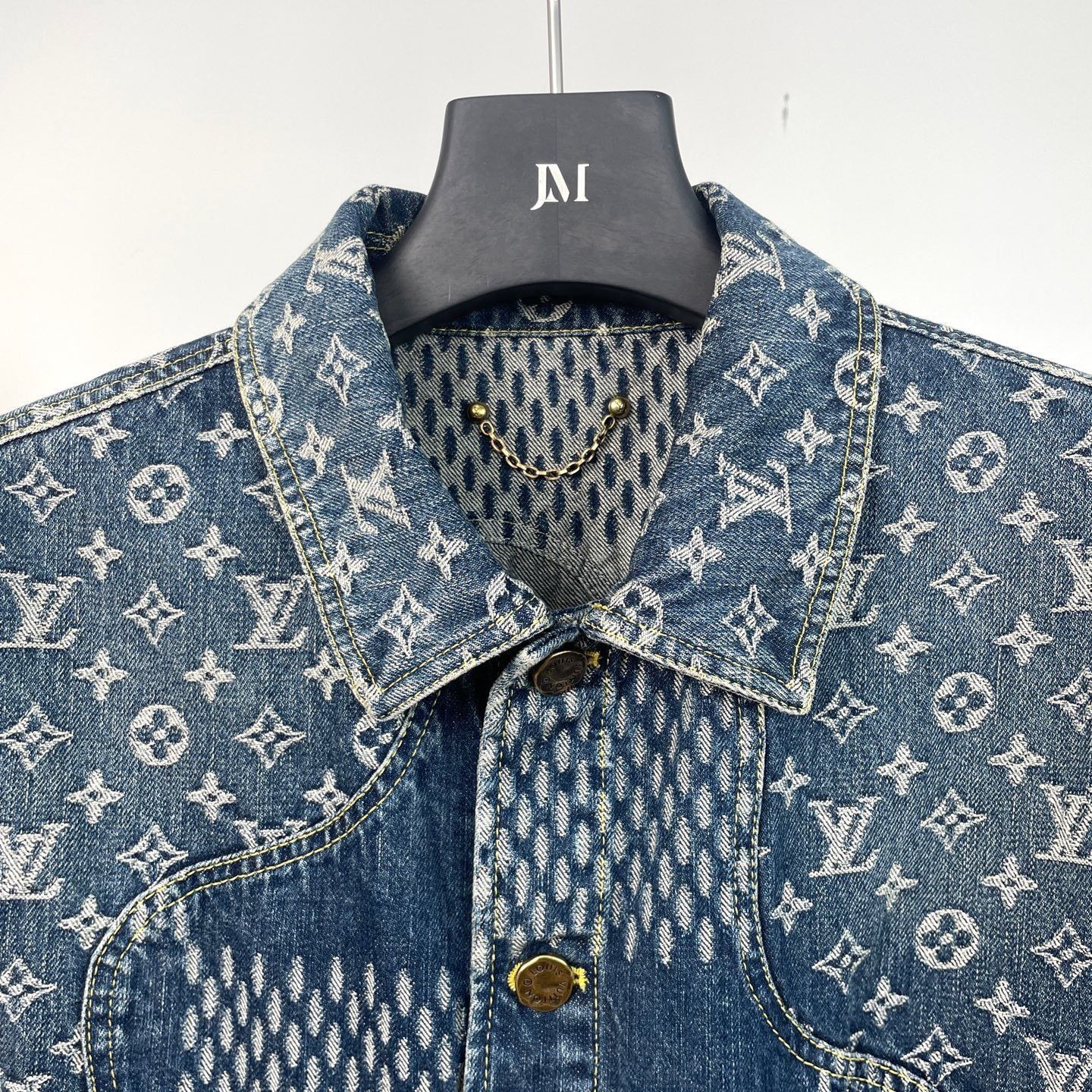 Louis Vuitton Louis Vuitton Light Jacket xl Men Size US XL / EU 56 / 4 - 2 Thumbnail