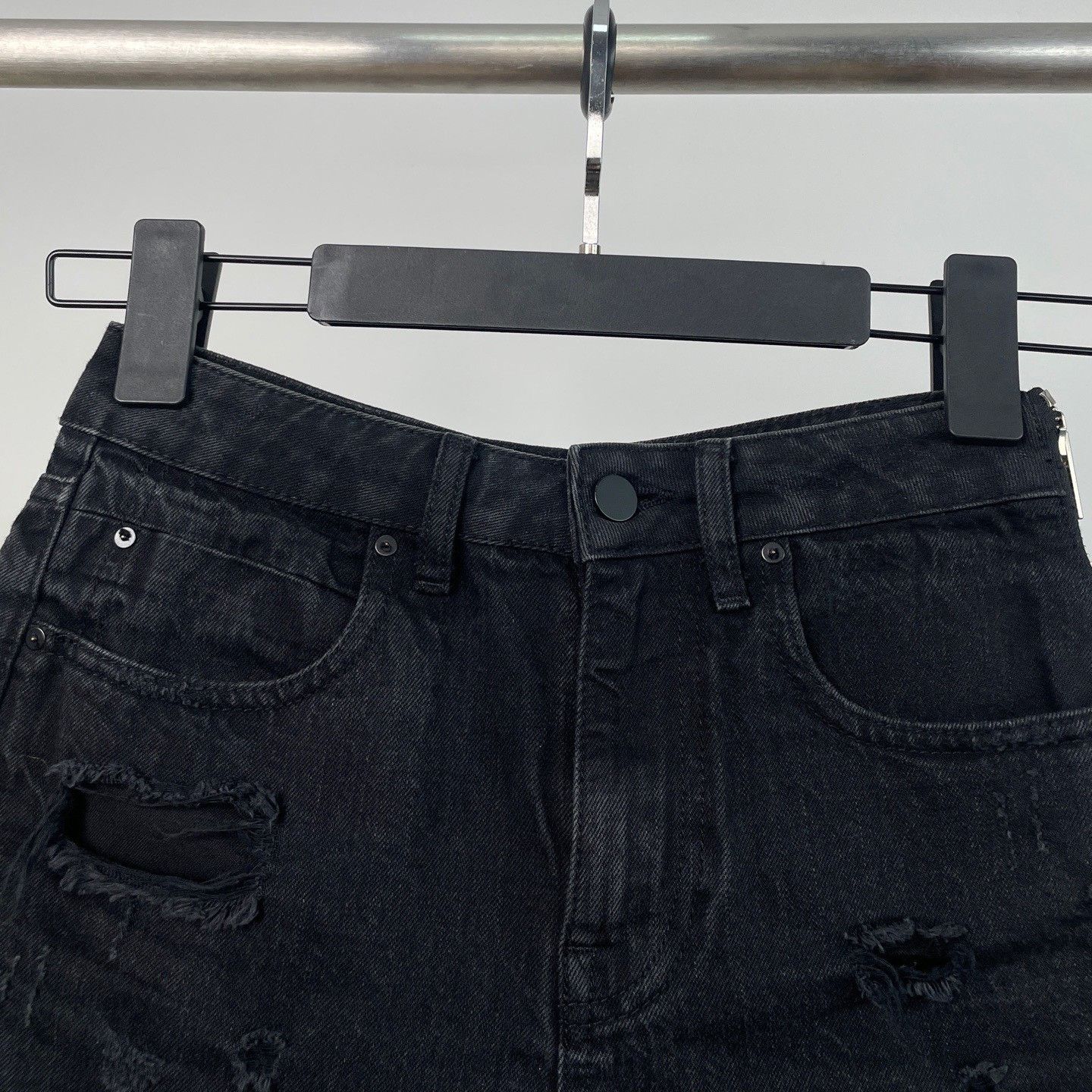 Alexander Wang Alexander Wang Denim Jeans 30 Women Size 30" / US 8 / IT 44 - 2 Thumbnail