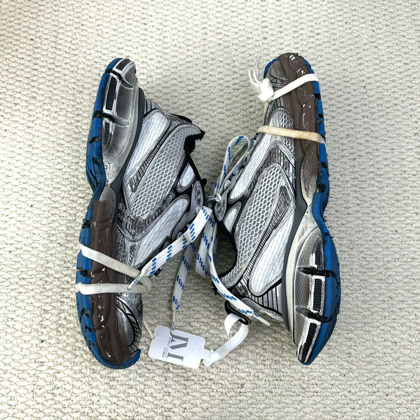 Balenciaga Balenciaga Mesh Lowtop Sneakers 8 Men Size US 8 / EU 41 - 4 Thumbnail