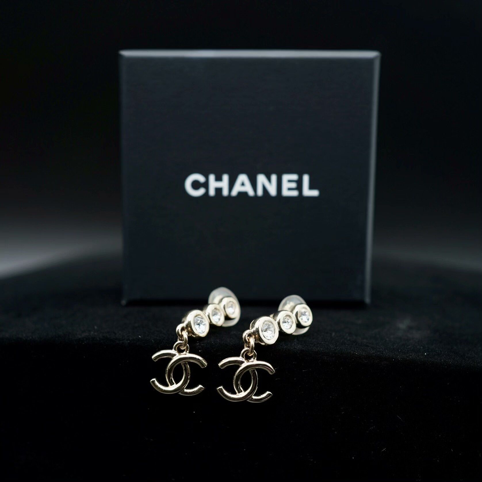 Chanel Chanel Earrings OS Women Size ONE SIZE - 3 Thumbnail