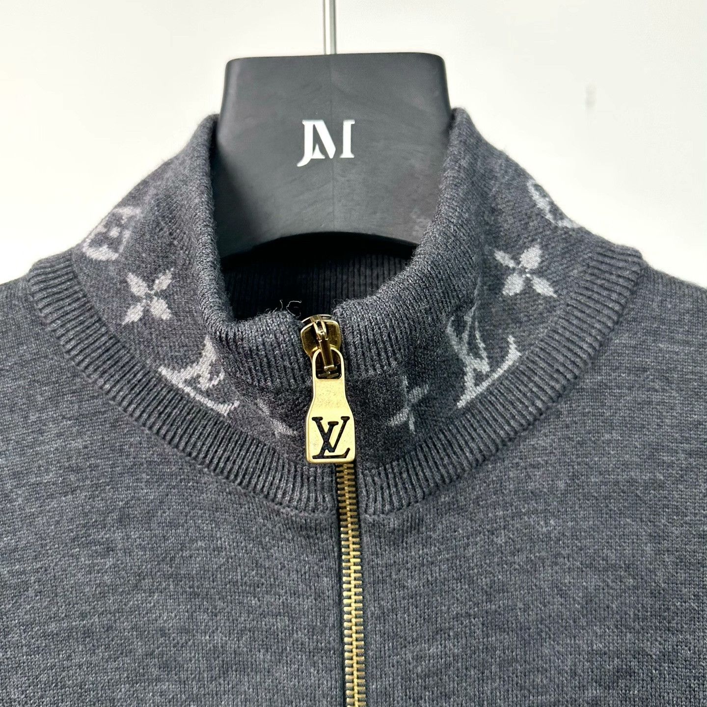 Louis Vuitton Louis Vuitton Printed Light Jacket l Men Size US L / EU 52-54 / 3 - 2 Thumbnail