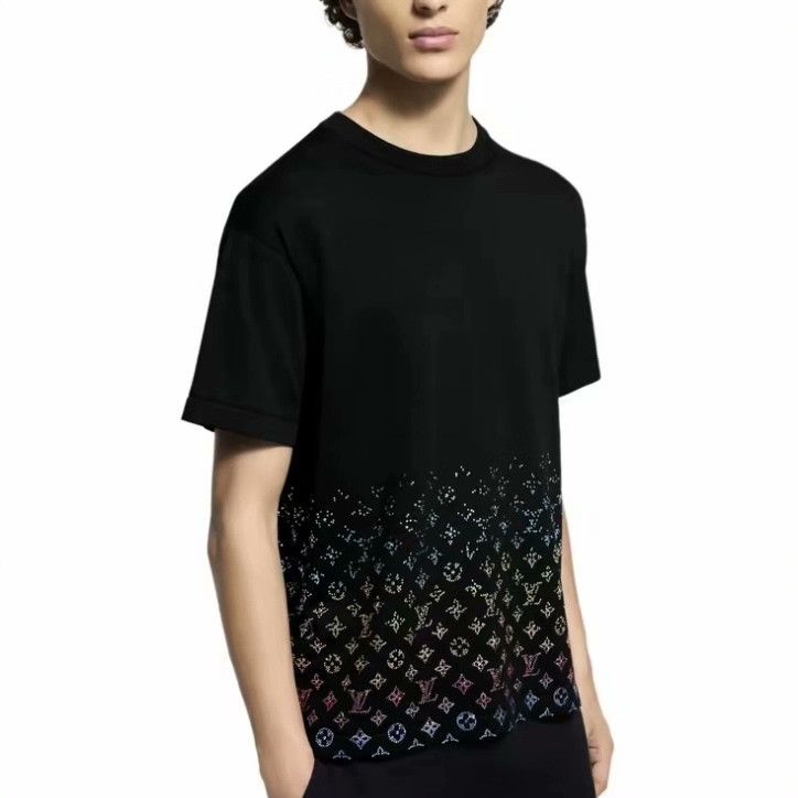 Louis Vuitton Louis Vuitton Tie-Dye Gradient Multi T-Shirt xl Men Size US XL / EU 56 / 4 - 3 Thumbnail