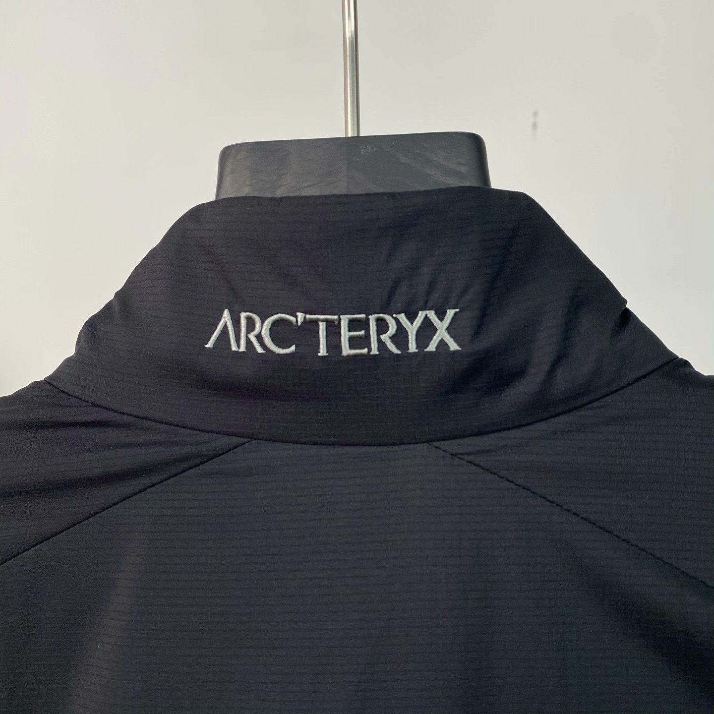 Arc'teryx Arc'teryx Retro Embroidered Long Sleeve Shirt s Men Size US S / EU 44-46 / 1 - 5 Thumbnail