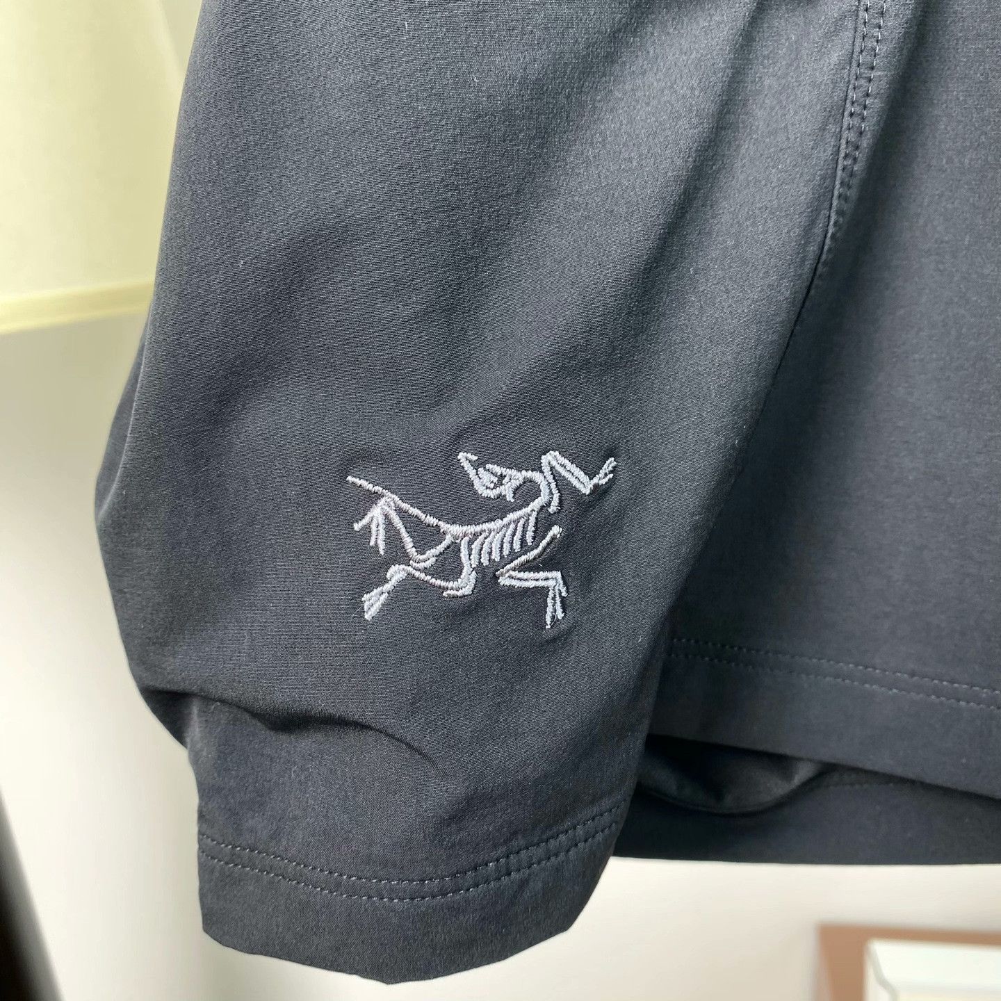 Arc'teryx Arc'teryx Retro Shorts 32 Men Size US 32 / EU 48 - 4 Thumbnail