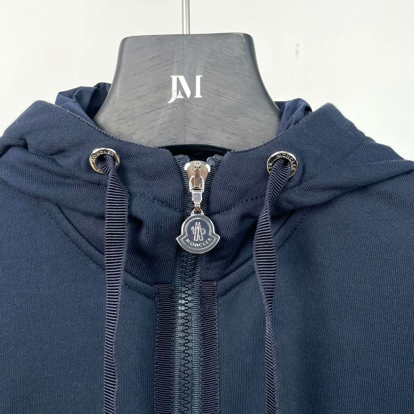 Moncler Moncler Hoodie XS Women Size XS / US 0-2 / IT 36-38 - 2 Thumbnail
